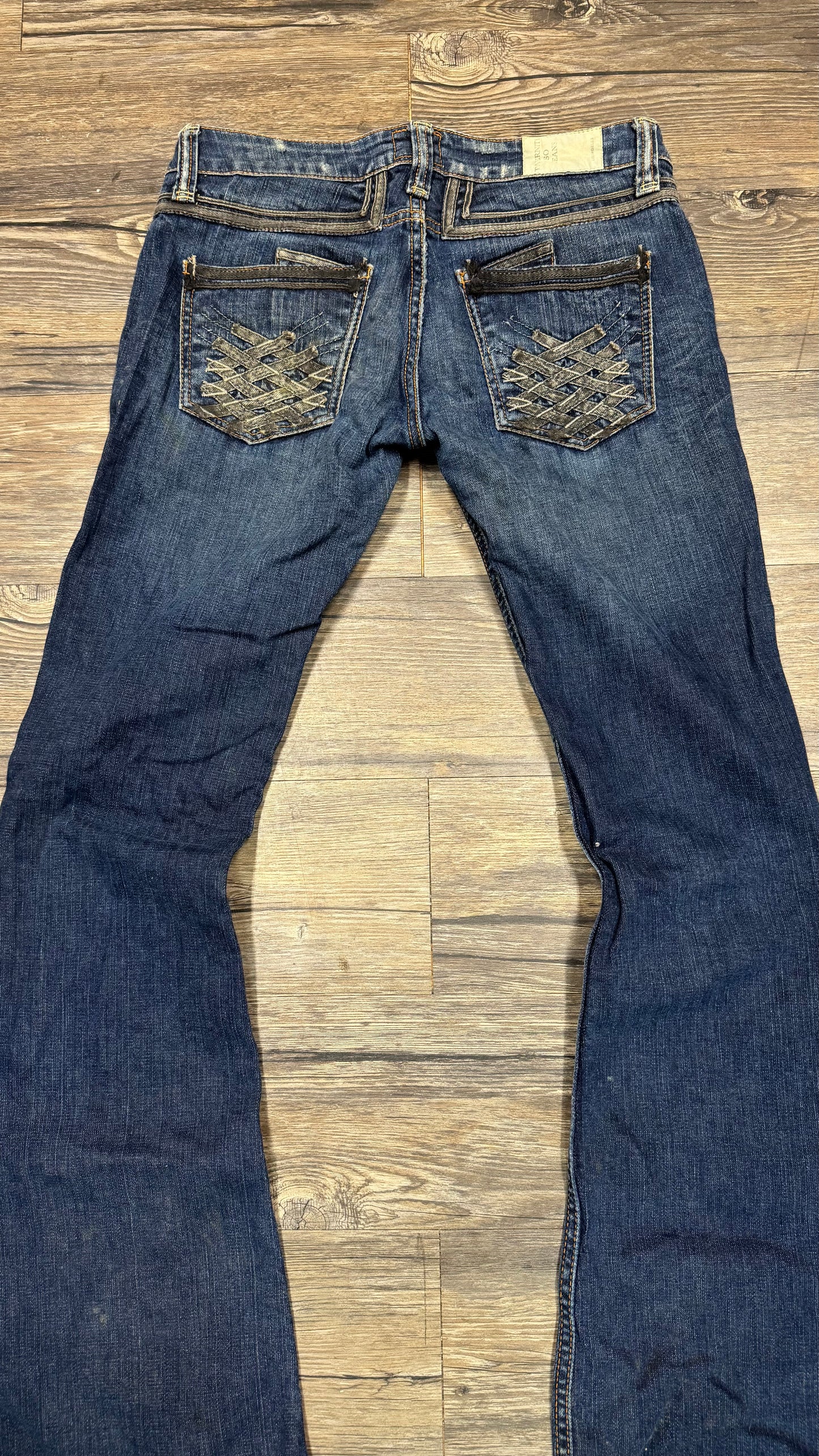 WMNS ANGIE BOOTLEG LACED JEANS (28)