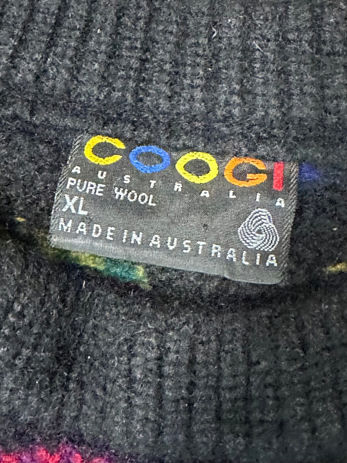 COOGI PURE WOOL RAINBOW CREWNECK WOMENS (XL)