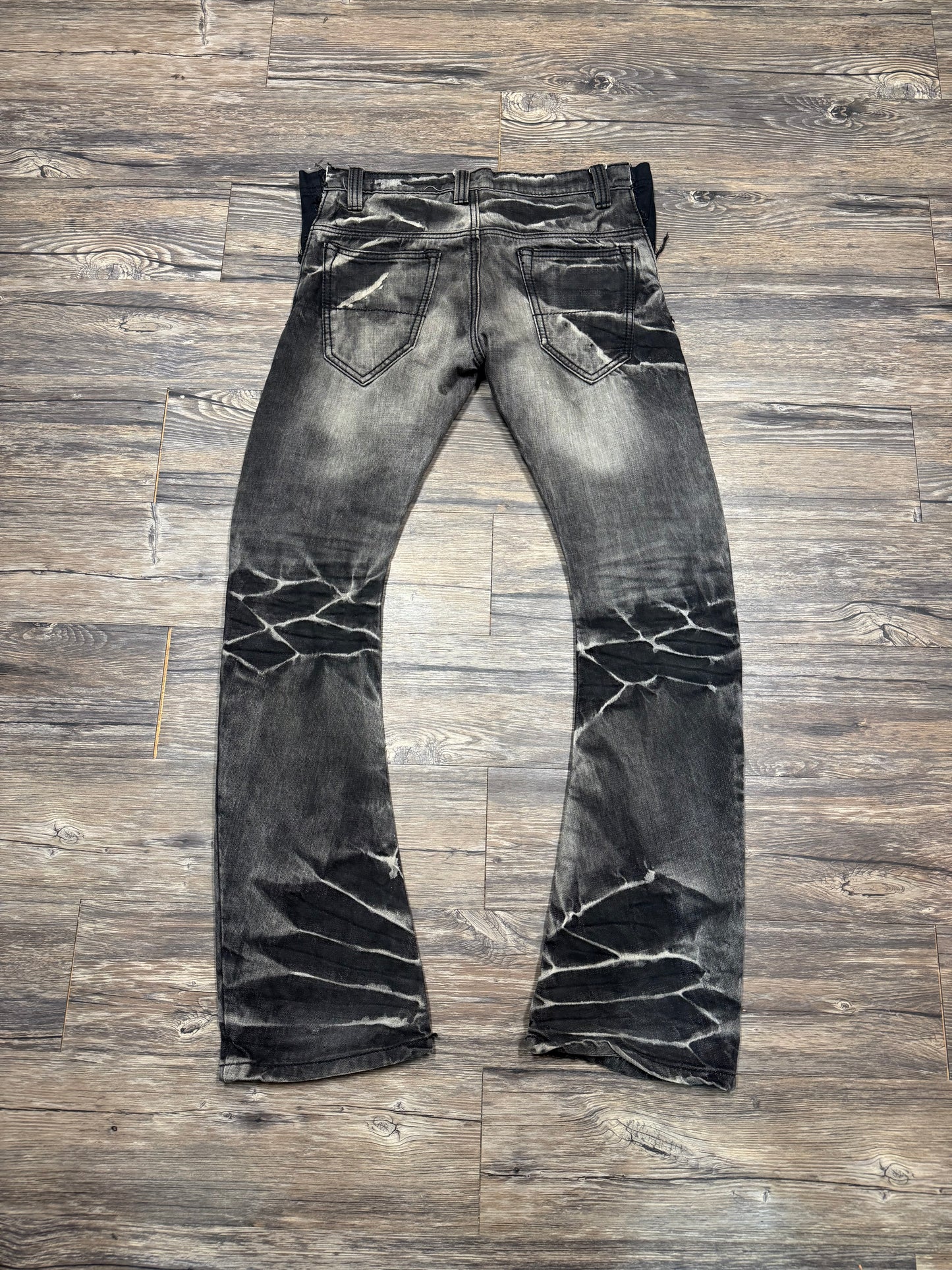 BUFFALO BOB FADED FLARED DENIMS (33x32)