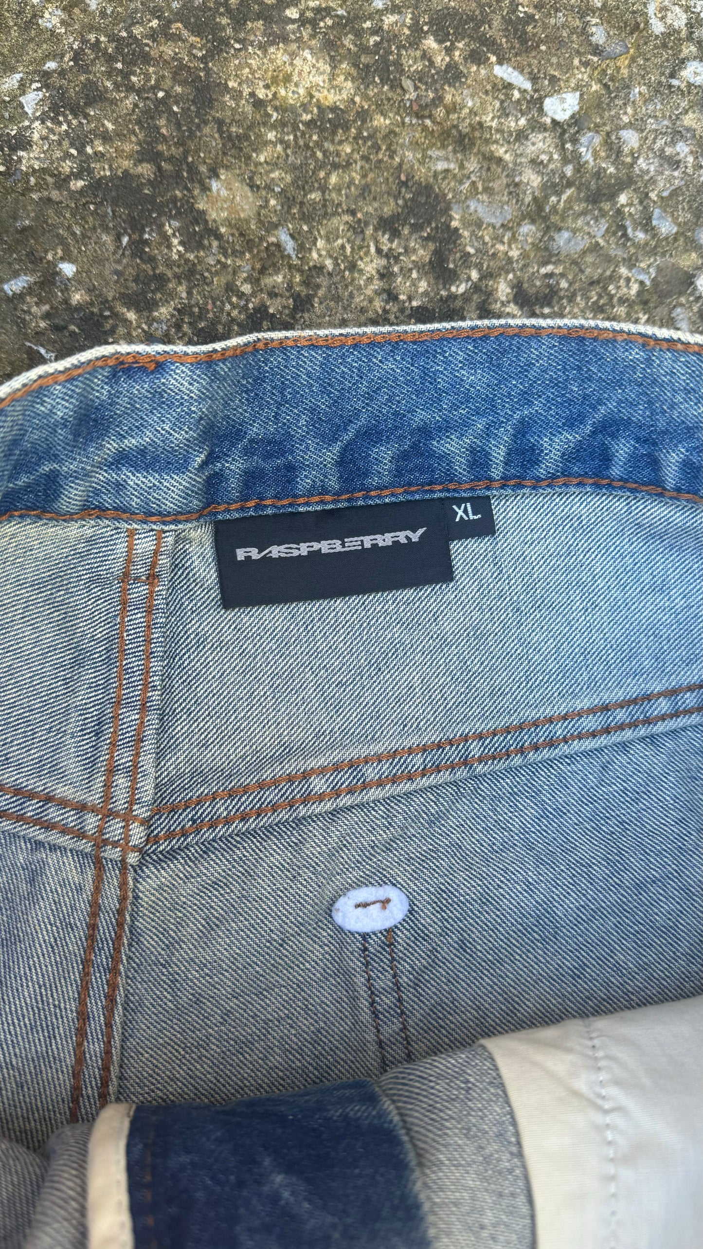 HMDD RASPBERRY DENIM SHORTS (XL)