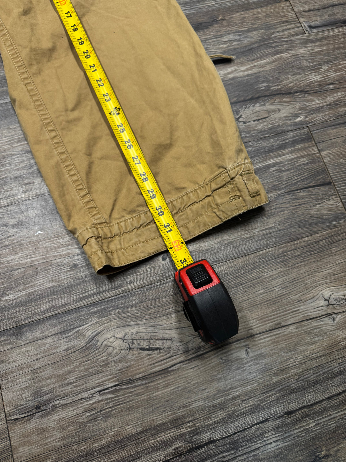 ABERCROMBIE & FITCH TAN Y2K PARATROOPER CARGO PANTS (XL)