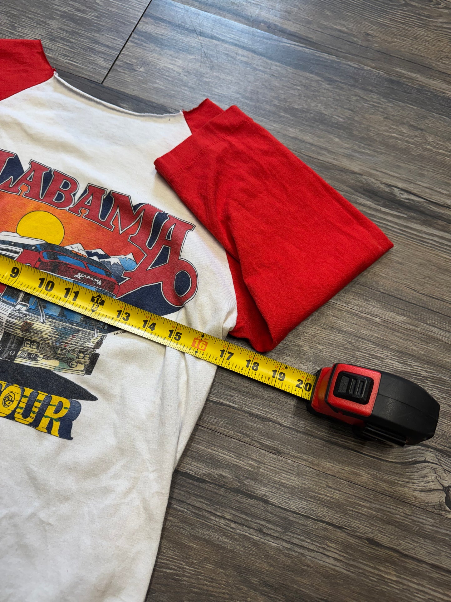 VINTAGE ALABAMA COUNTRY DISTRESED BASEBALL T-SHIRT (S)