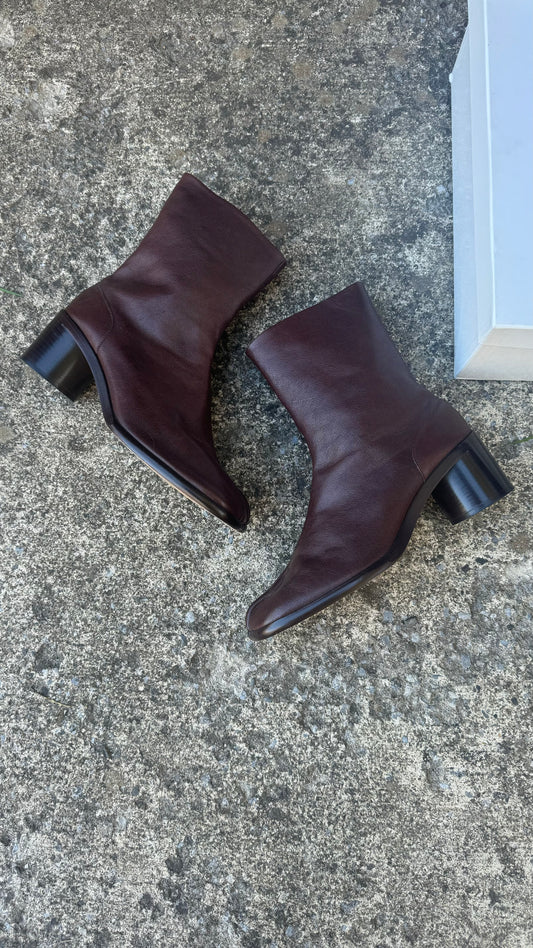 MAISON MARGIELA TABI (44)