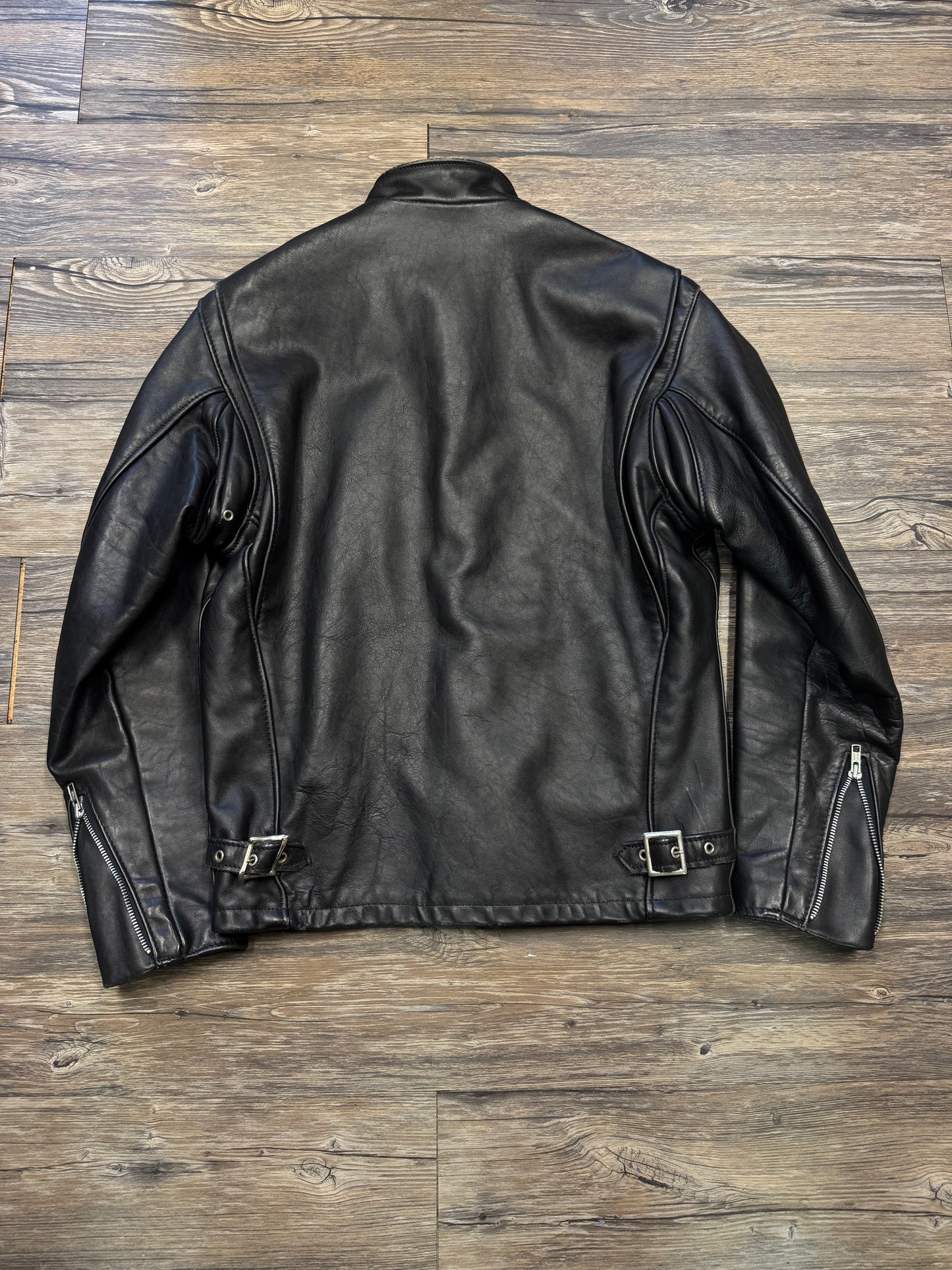 SCHOTT NYC BLACK LEATHER BIKER JACKET (M)