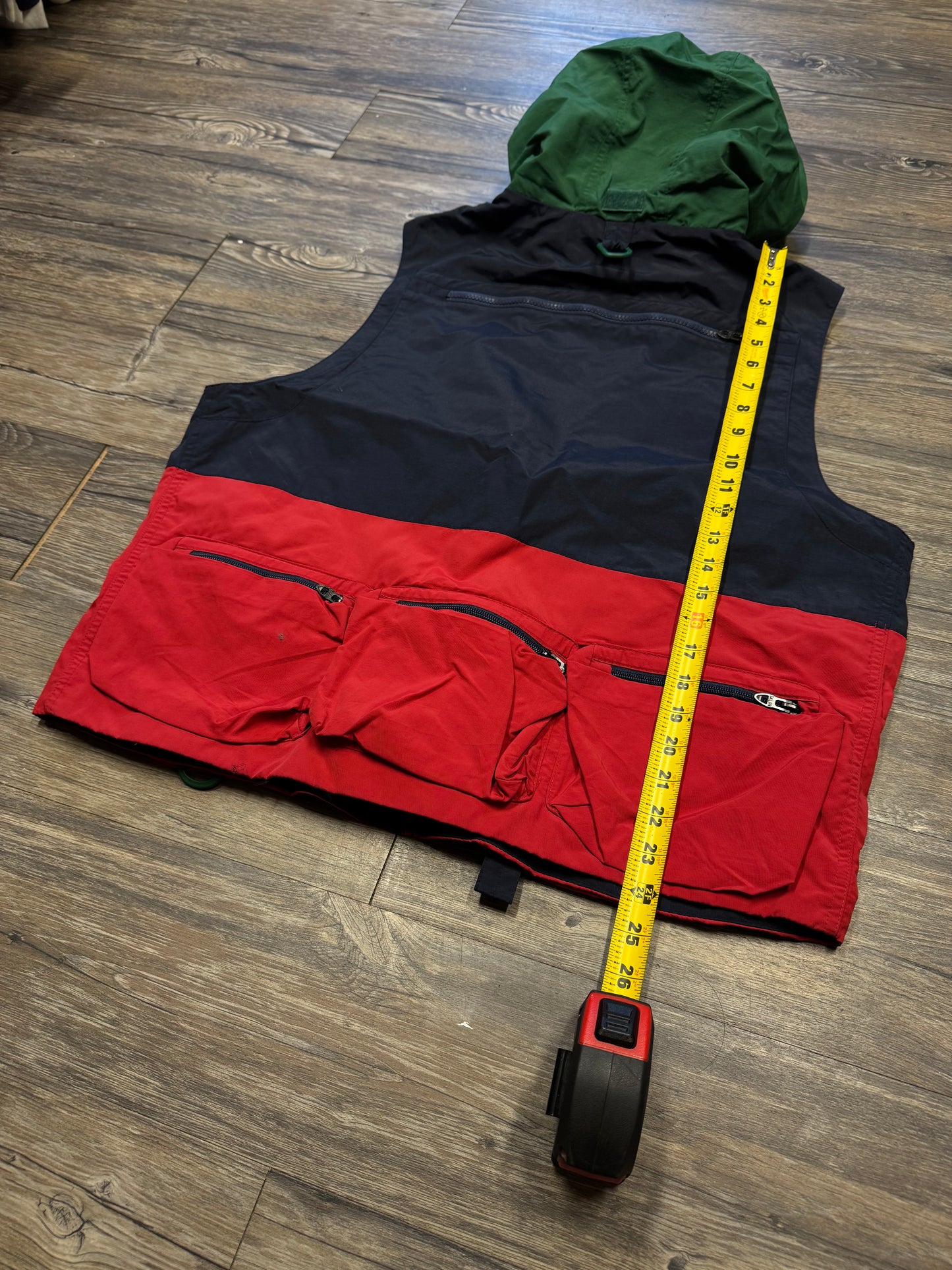 POLO RALPH LAUREN HI TECH UTILITY YACHT VEST (L)