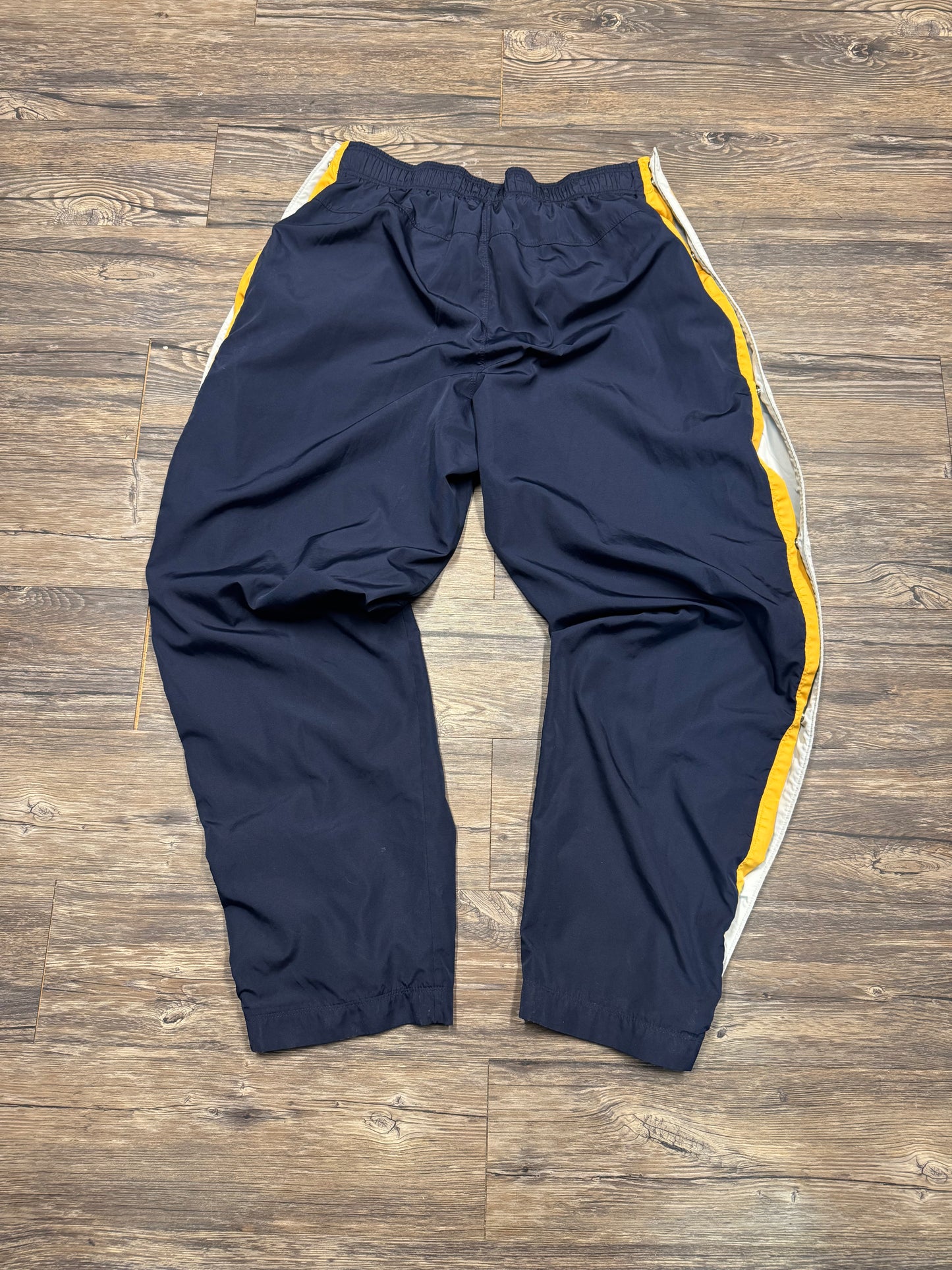 VTG 00’s TEAR AWAY NIKE PANTS (L)