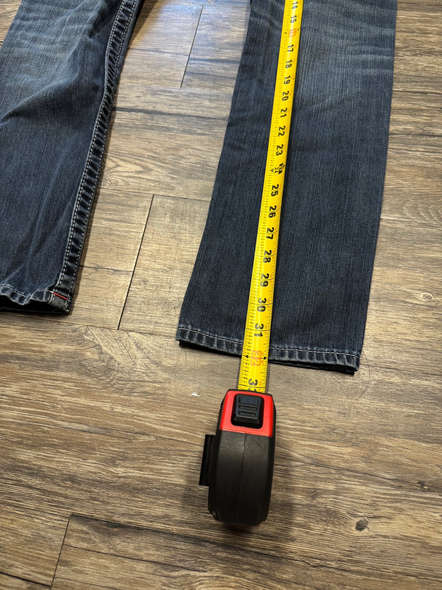TRUE RELIGION RICKY STRAIGHT FLAP JEANS (30)
