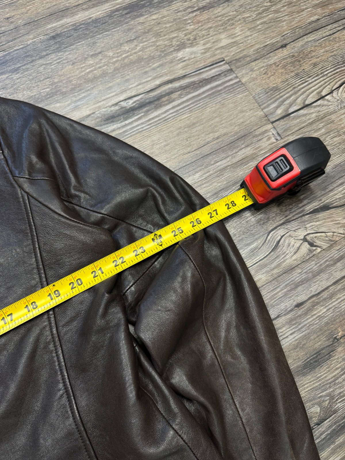BANANA REPUBLIC POCKET COLLAR LEATHER JACKET (M)