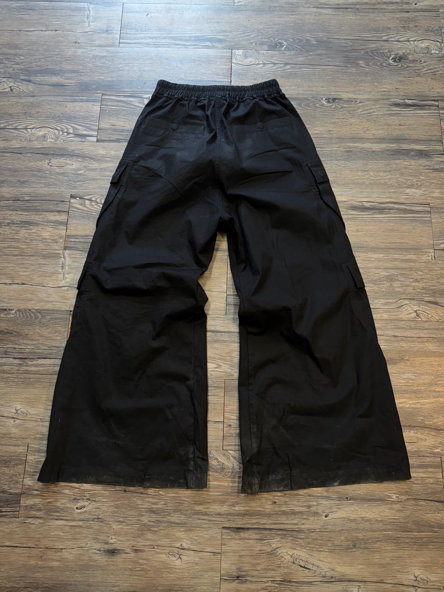 RICK OWENS CARGOBELAS WIDE LEG PANTS (32)