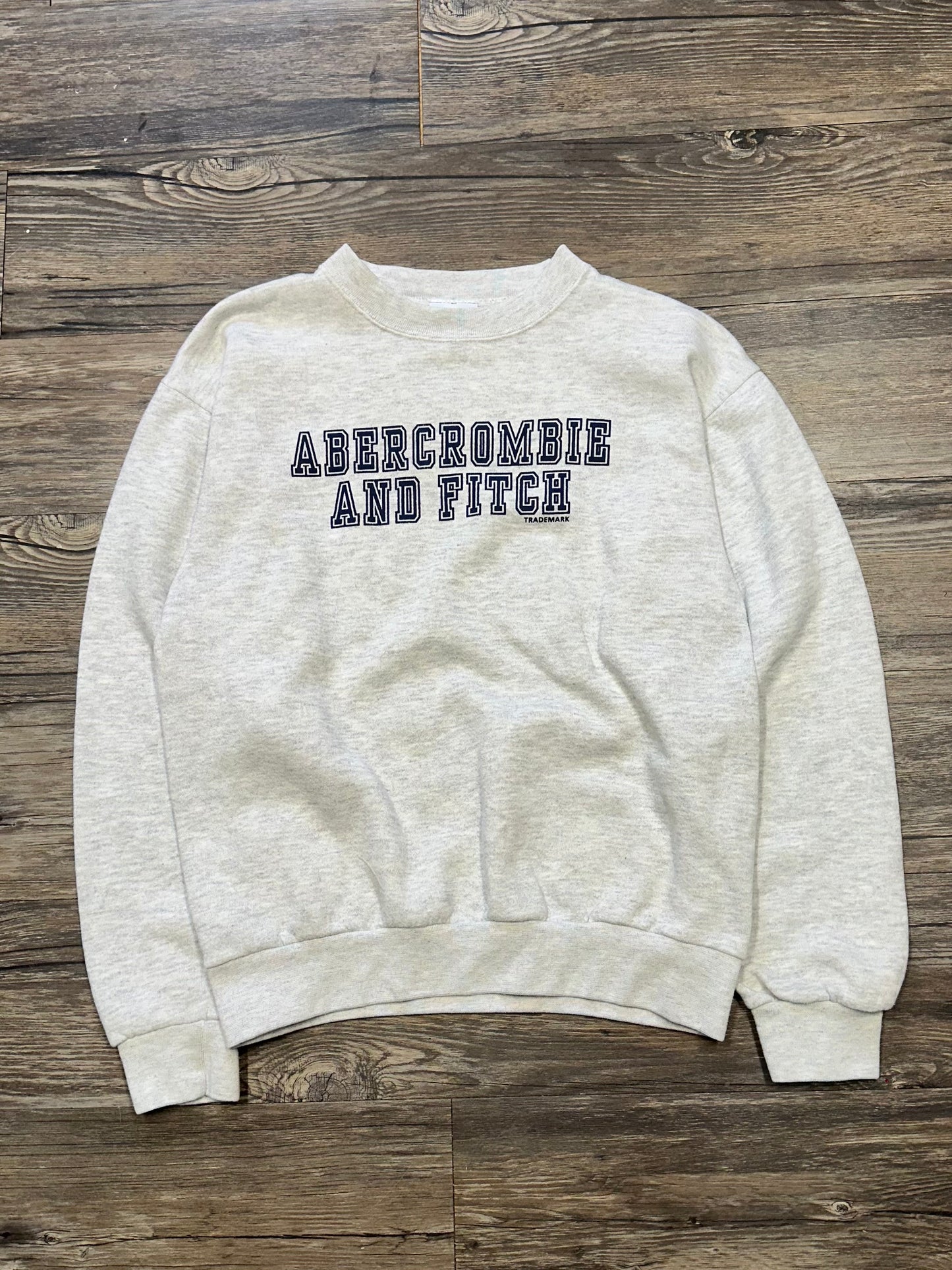 VINTAGE ABERCROMBIE AND FITCH TEXT CREWNECK (SMALL)