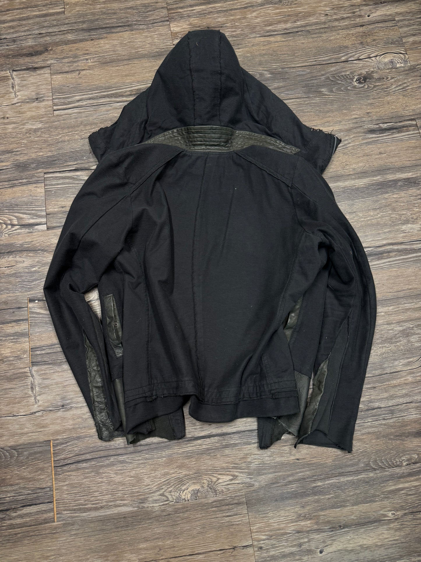 14TH ADDICTION LAMBSKIN CROSS ZIP (3)