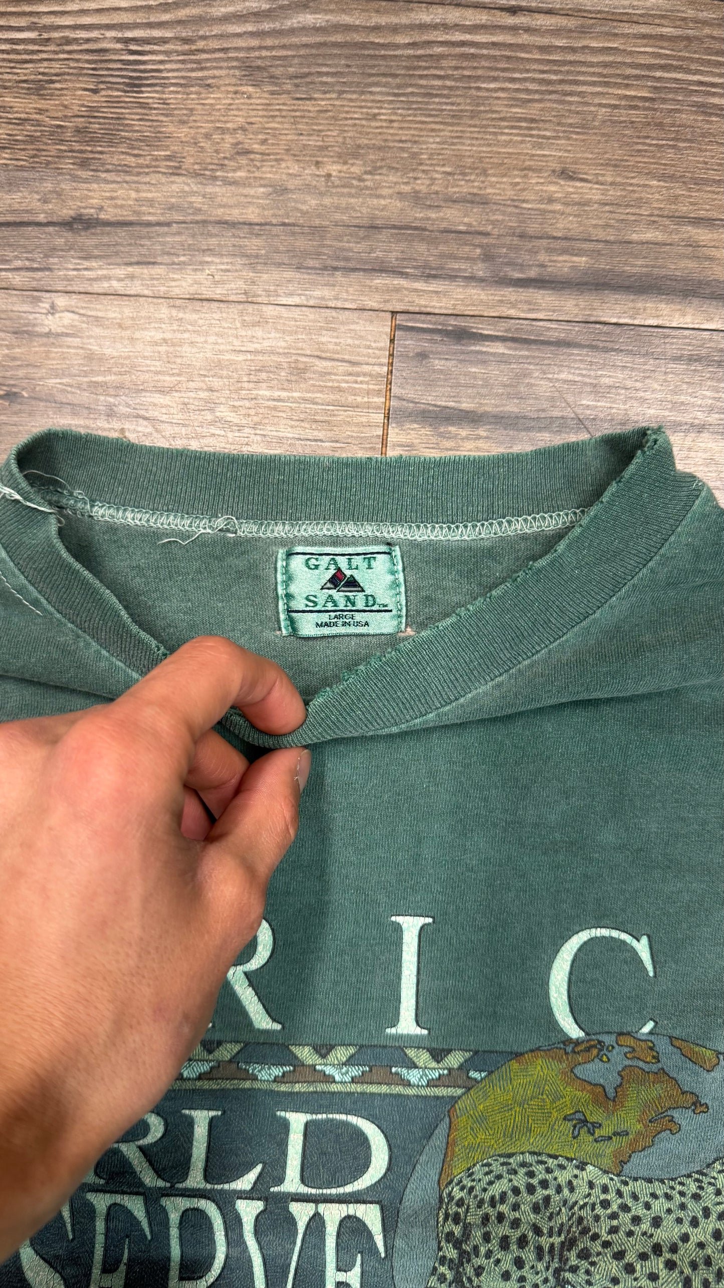 90s FADED AFRICA CHEETAH TEE (L)