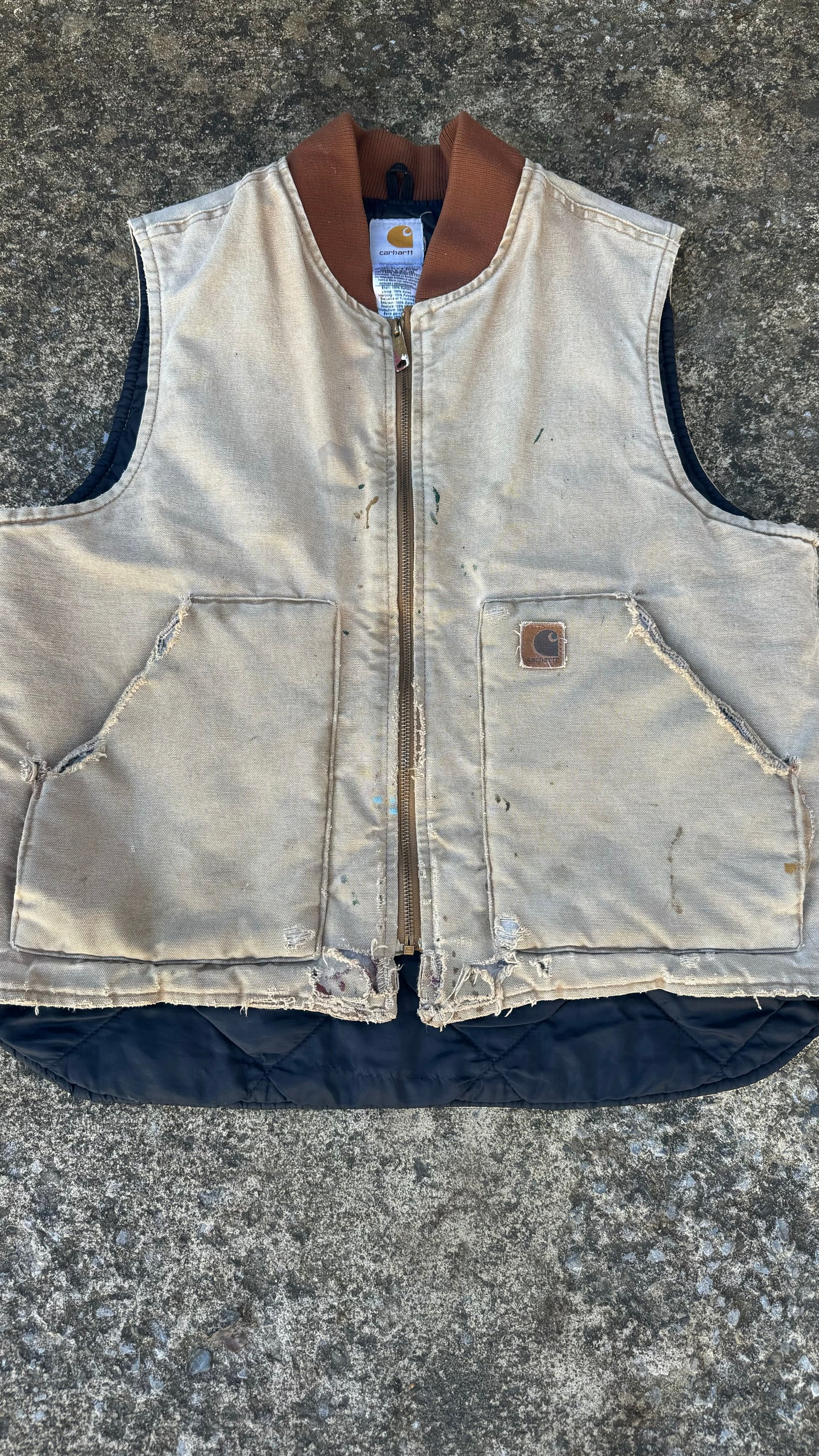 CARHARTT DISTRESSED VEST (M)