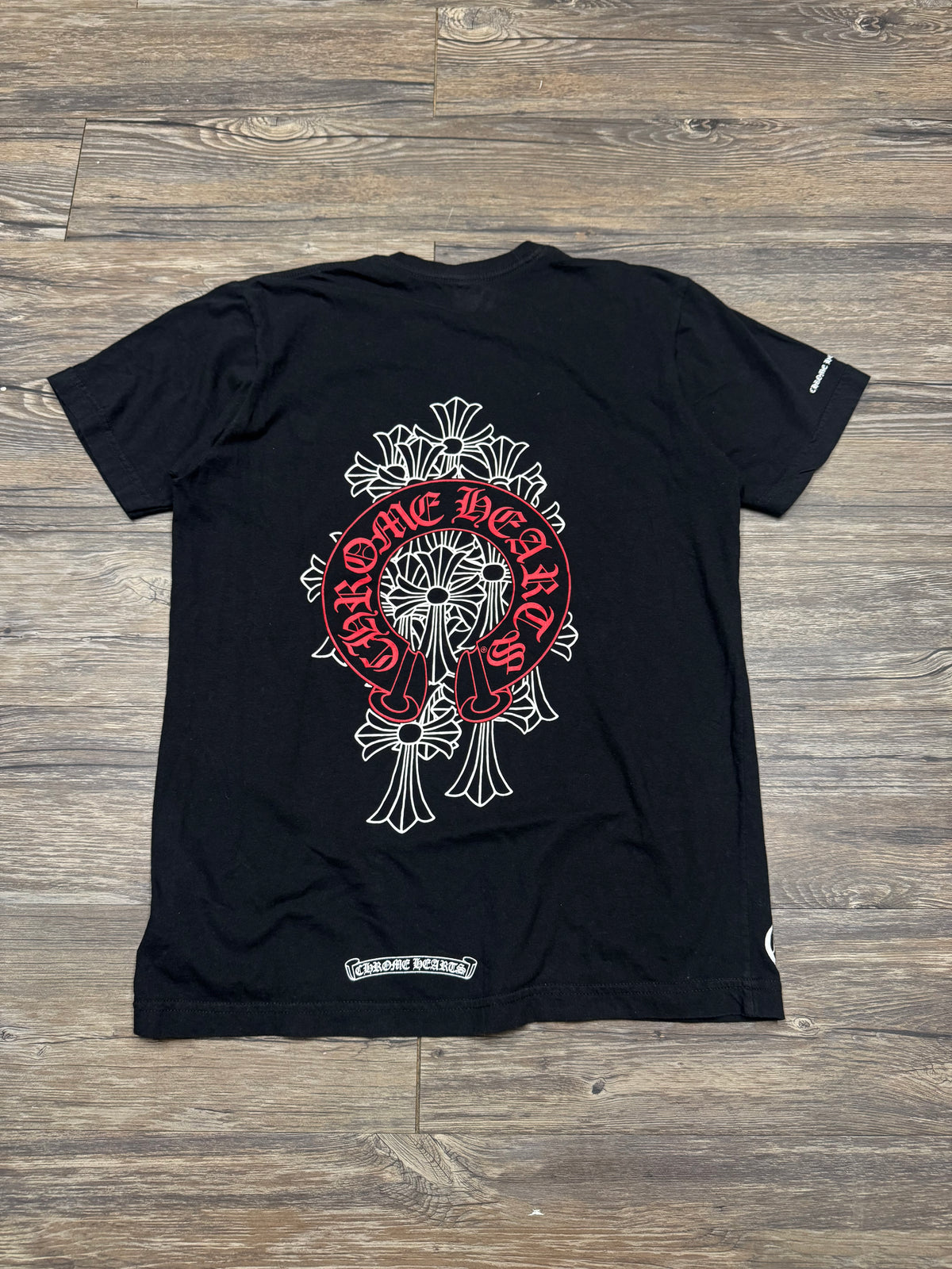 CHROME HEARTS BLACK/RED CEMETARY T-SHIRT (M)