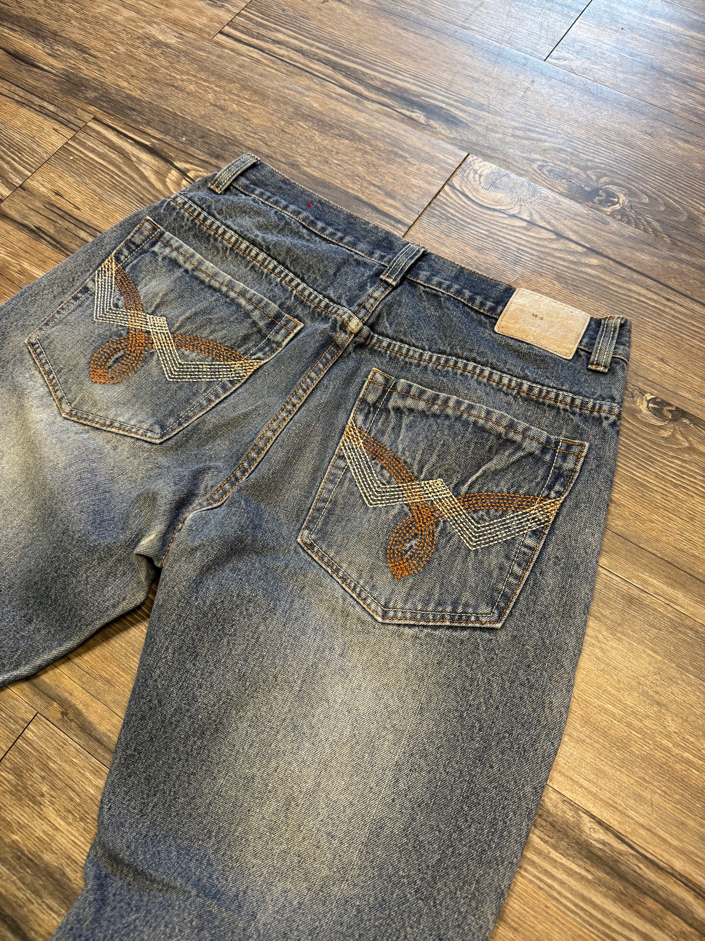 ATTITUDE BOOTCUT EMBROIDERED FADED JEANS (34x32)