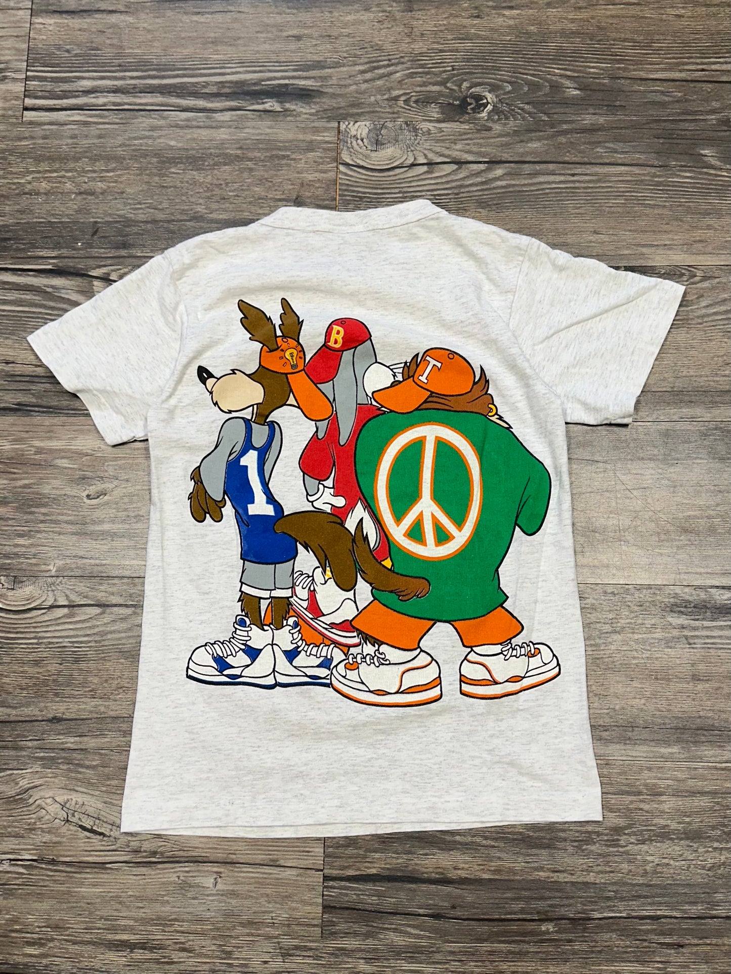 VINTAGE LOONEY TUNES GRAPHIC T-SHIRT (SMALL)