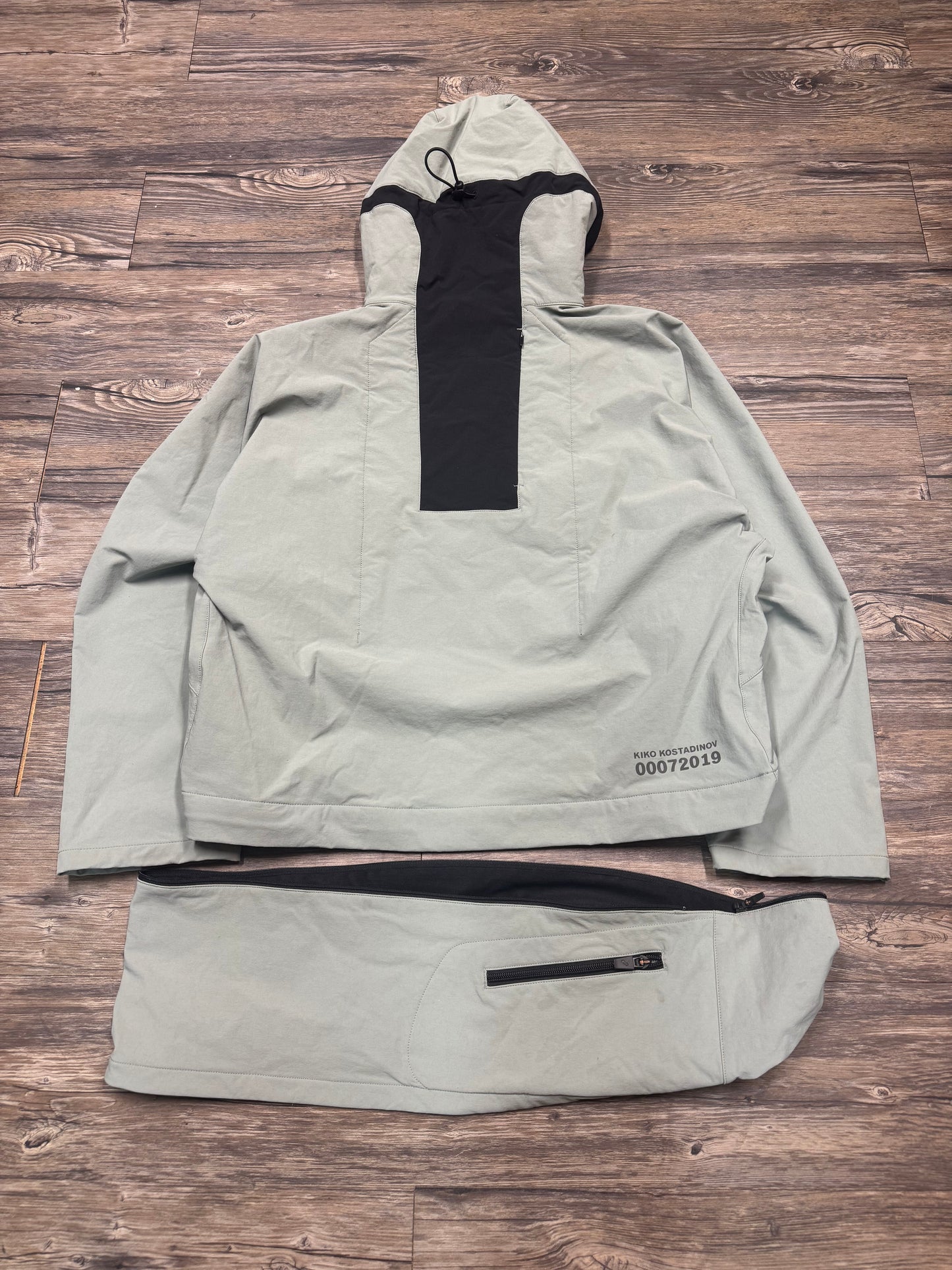 KIKO KOSTADINOV X ASICS WINDBREAKER (S)