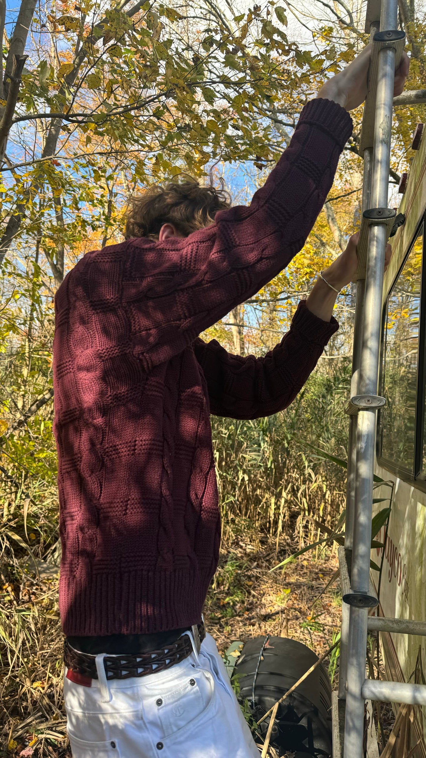 EDDIE BAUER SWEATER (M)