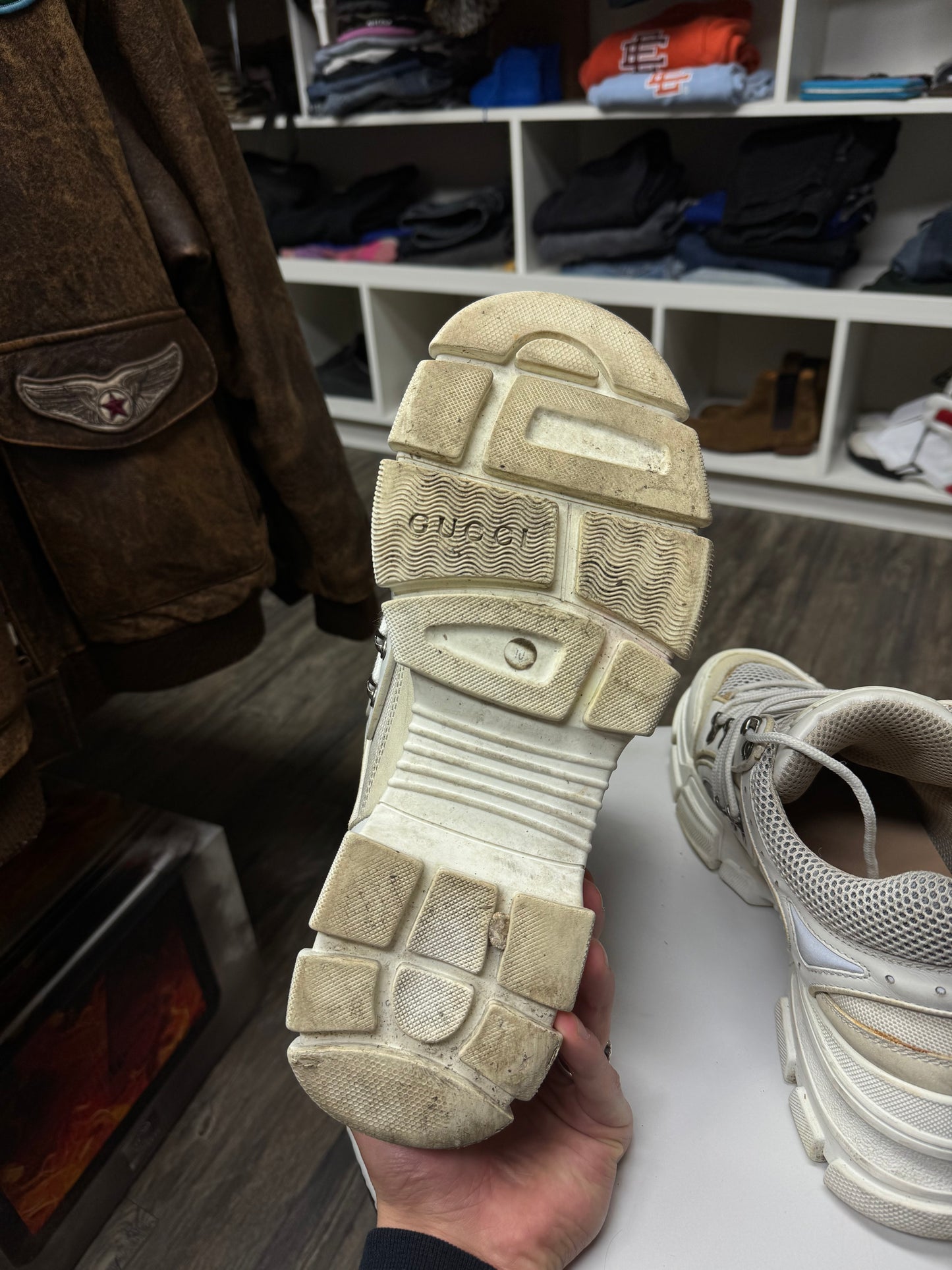 GUCCI XL WHITE SNEAKERS (11.5)