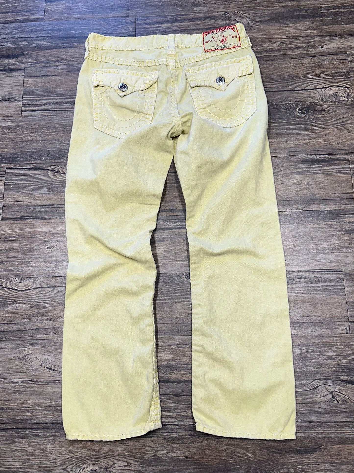 TRUE RELIGION YELLOW WASH DENIM (36)