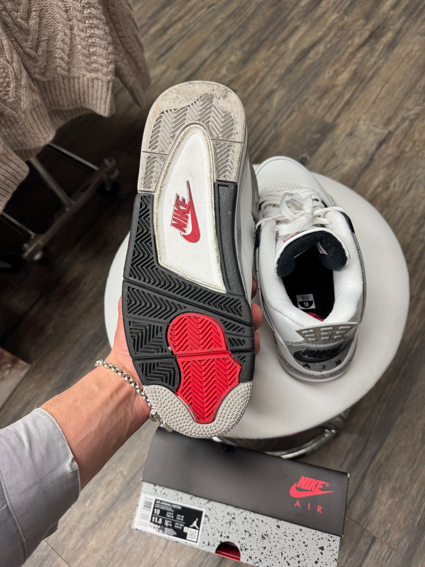 JORDAN 4 RETRO WHITE CEMENT (10)