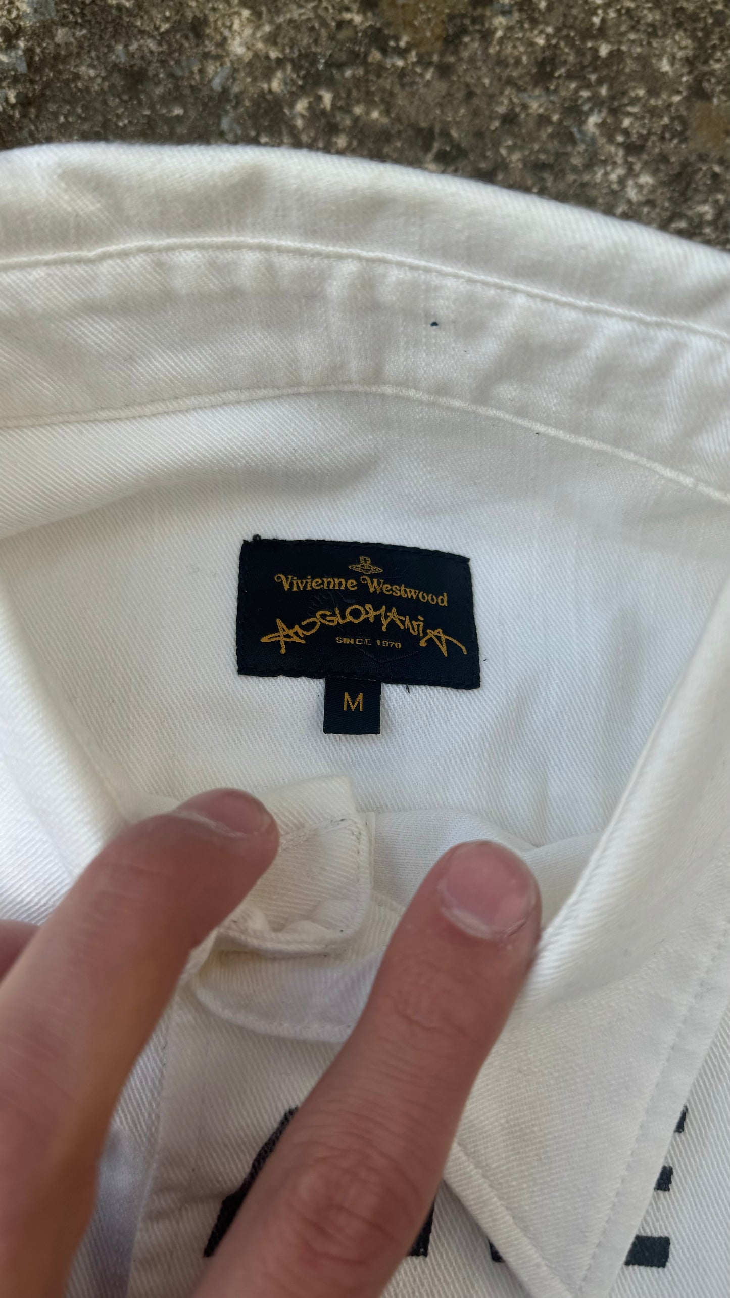 VIVIENNE WESTWOOD DISPOSABLE BUTTON UP (M)