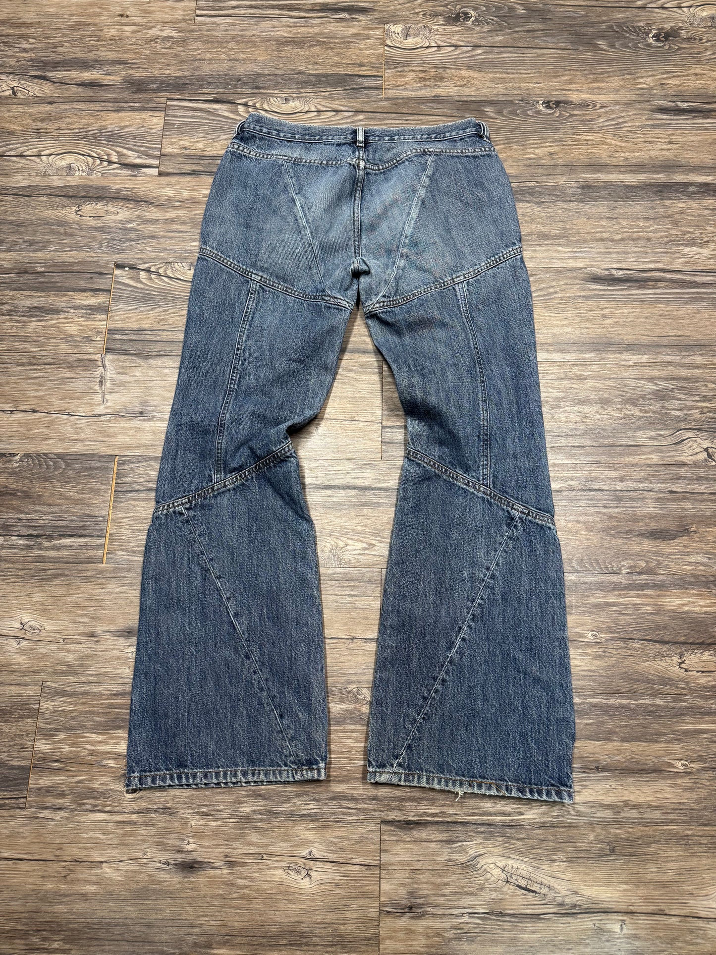 DIESEL PATCHWORK FLARE JEANS (32x31)