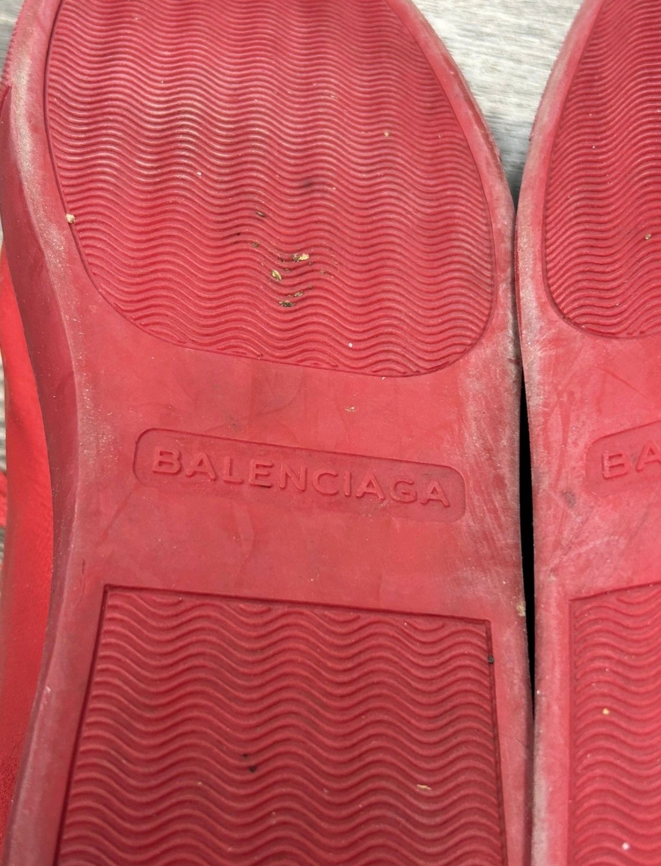 BALENCIAGA SUEDE SNEAKERS (M 9)