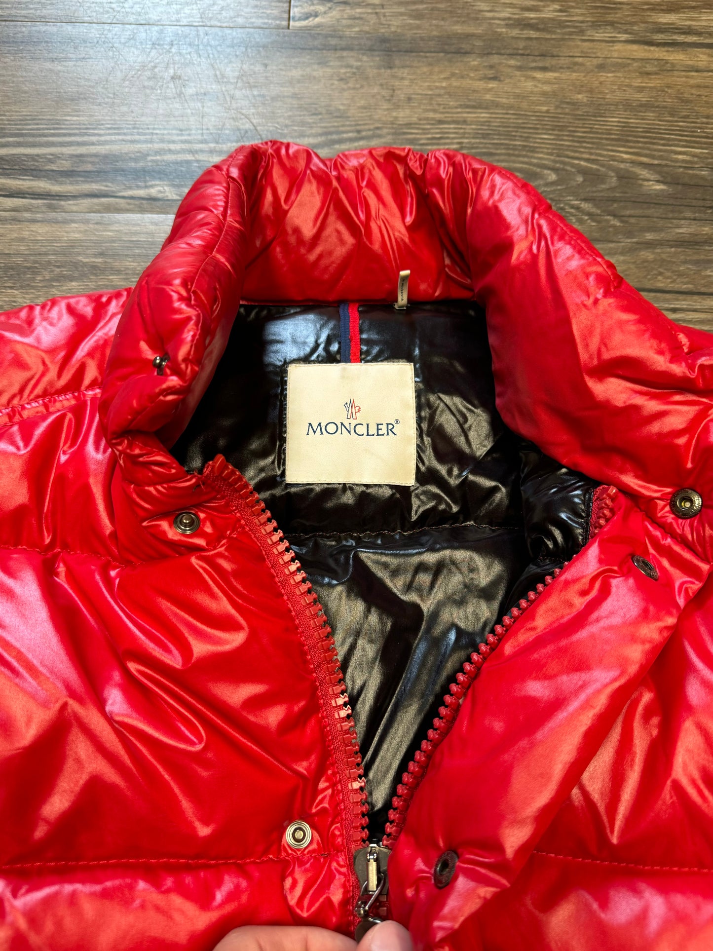 VINTAGE MONCLER RED JACKET (5 L)