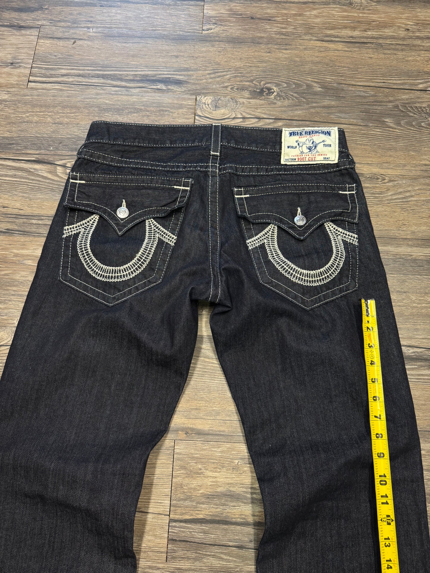 TRUE RELIGION BLACK FLAP POCKET BOOTCUT JEANS (34)