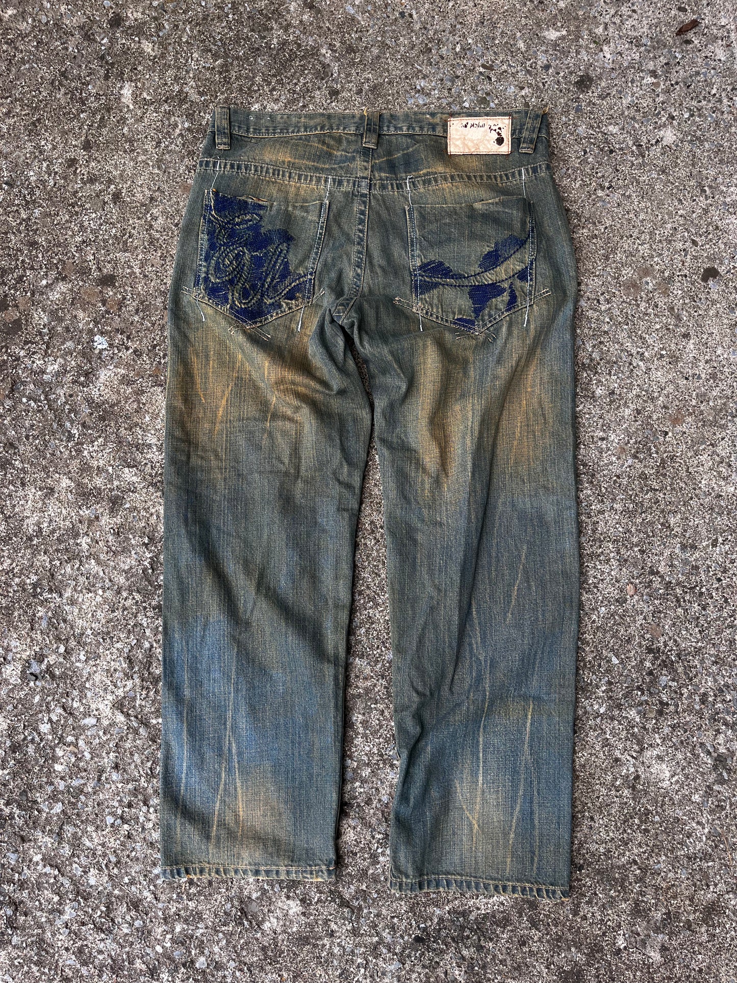 VINTAGE ECKO UNLMTD MUDWASH JEANS (36)