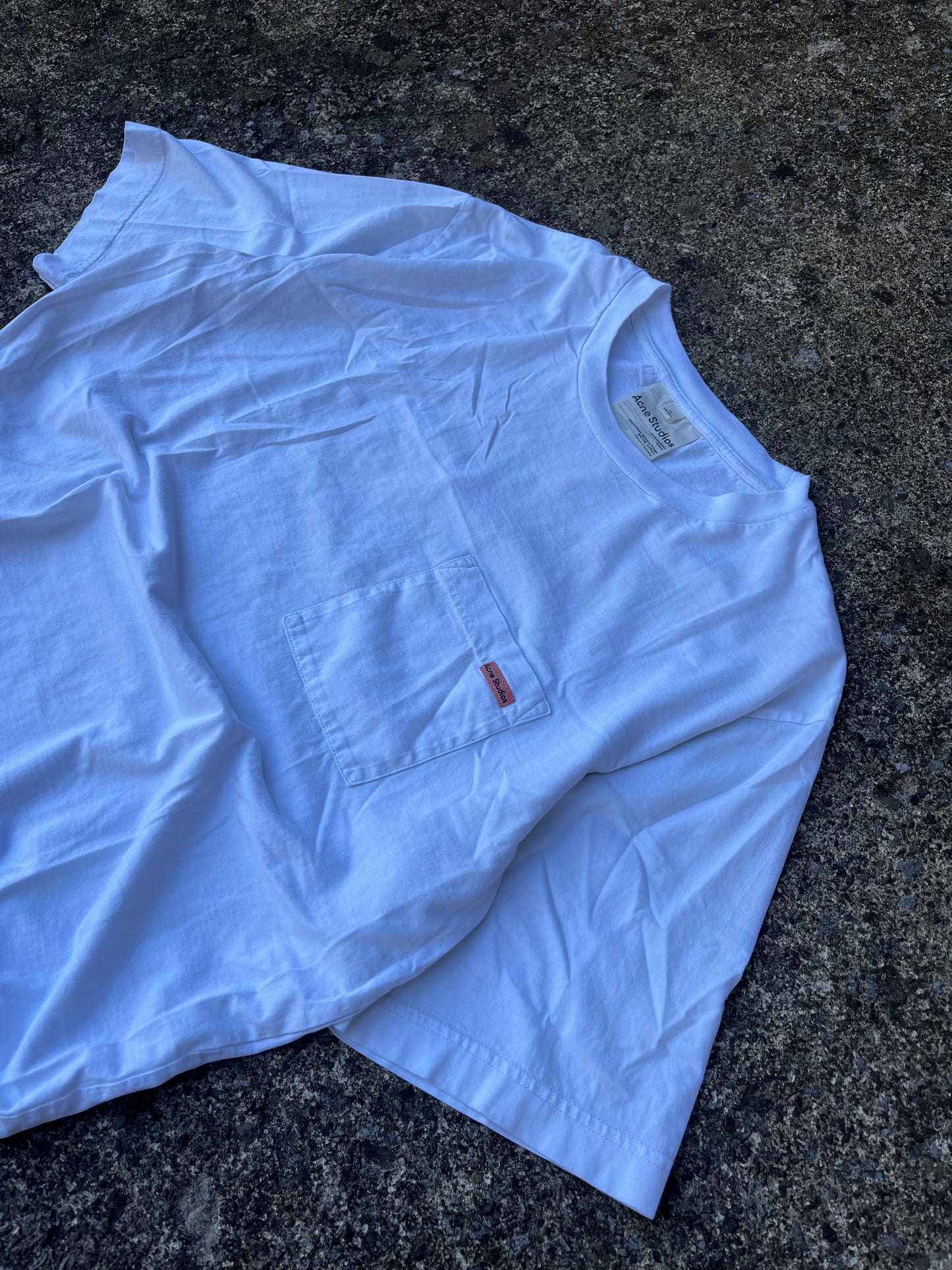 ACNE STUDIOS ESSENTIALS WHITE POCKET TEE (M)