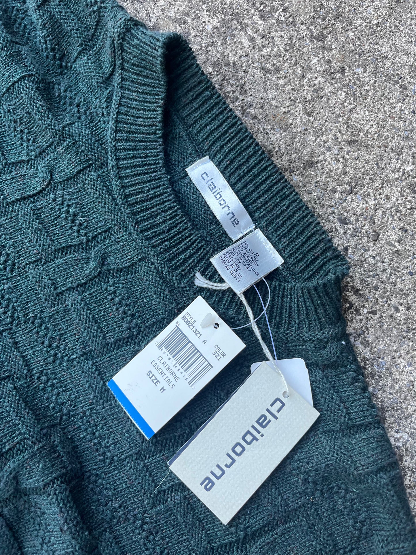 VINTAGE DEADSTOCK CLAIRBORNE CABLE KNIT SWEATER (M)
