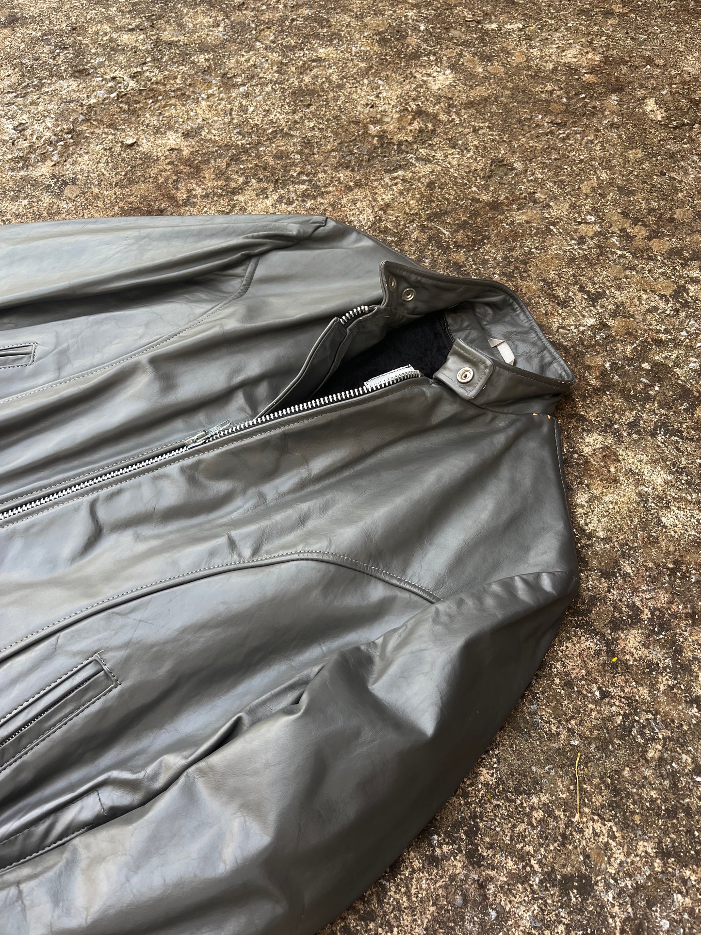 VINTAGE GINO LEATHERS FUR LINED RACER JACKET (L)
