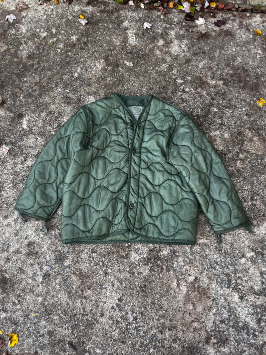 VINTAGE MILITARY SURPLUS INSULATED LINER (L)