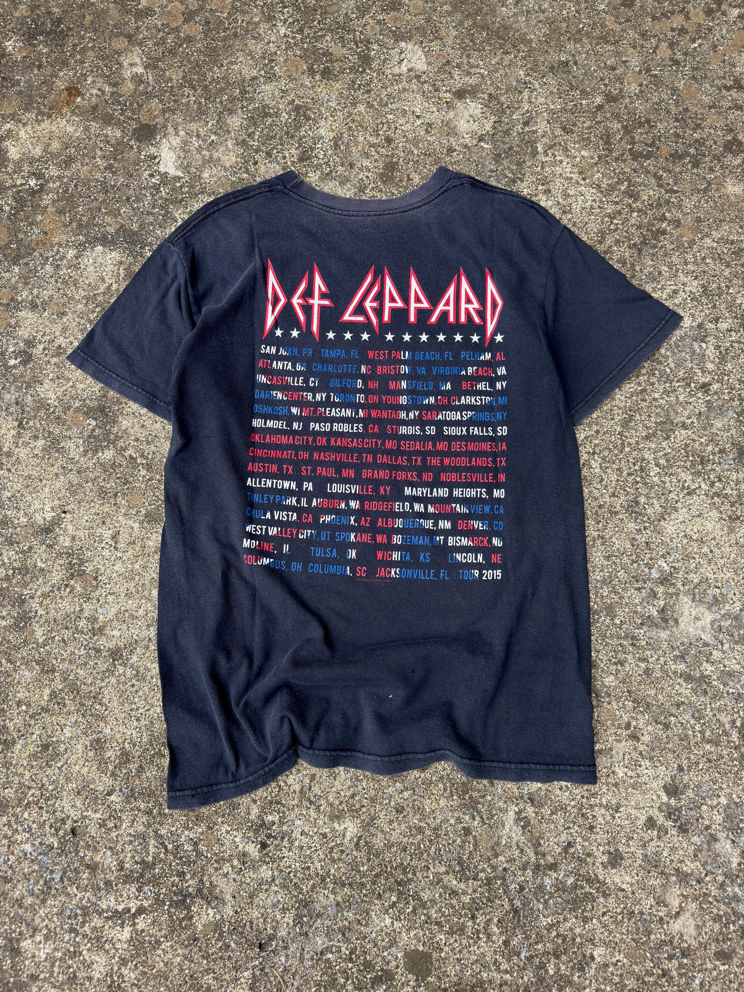 VINTAGE DEF LEPPARD BAND TEE (LARGE)