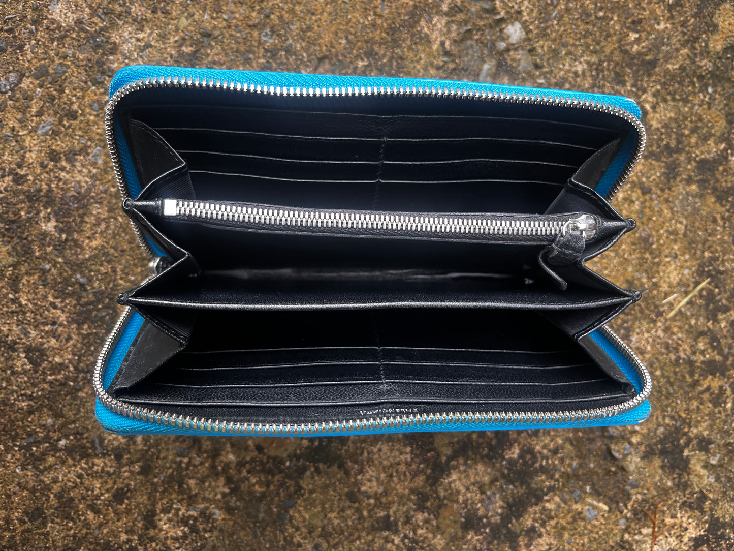 BALENCIAGA BLUE LOGO WALLET