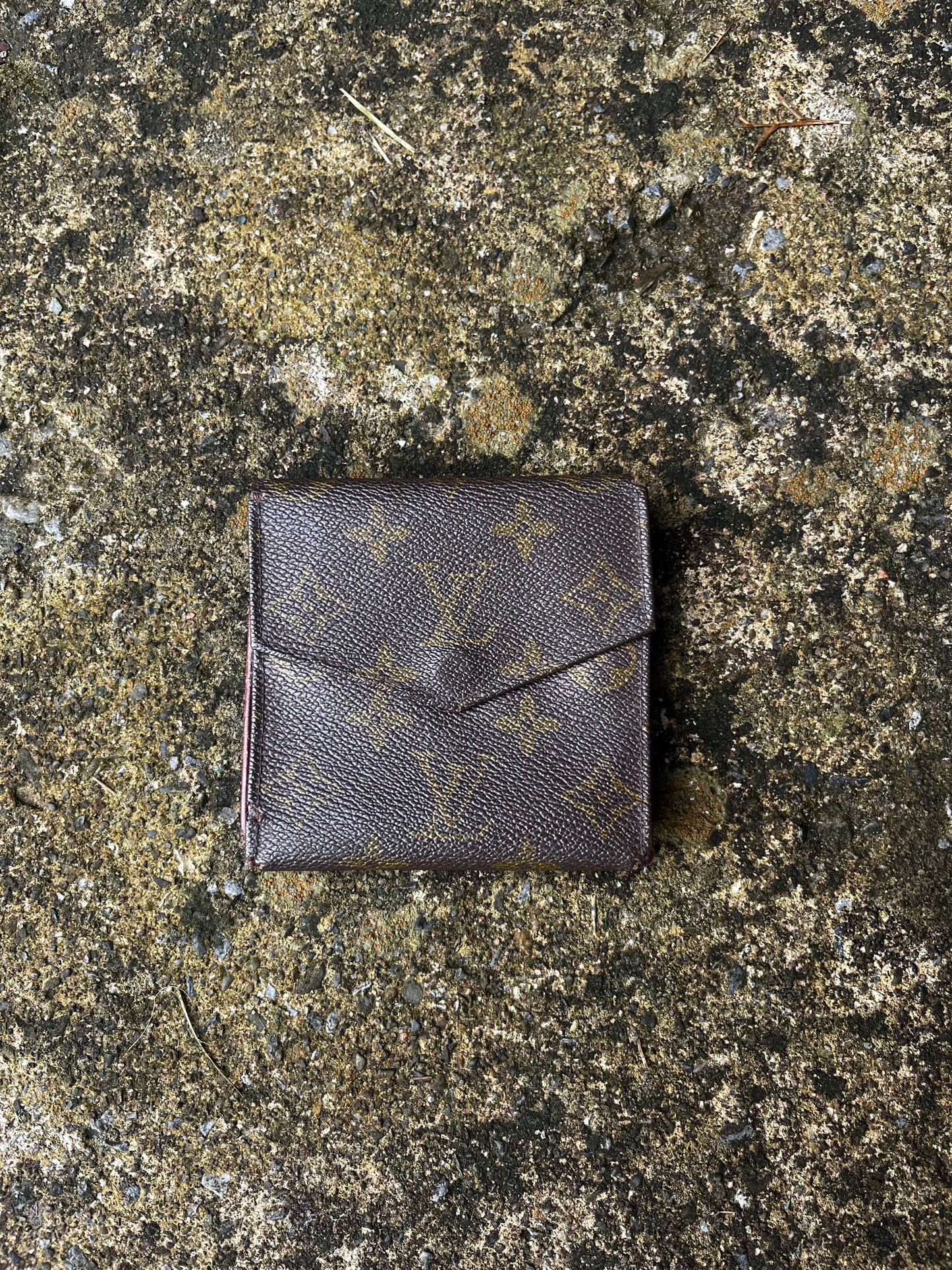 VINTAGE LOUIS VUITTON MONOGRAM WALLET