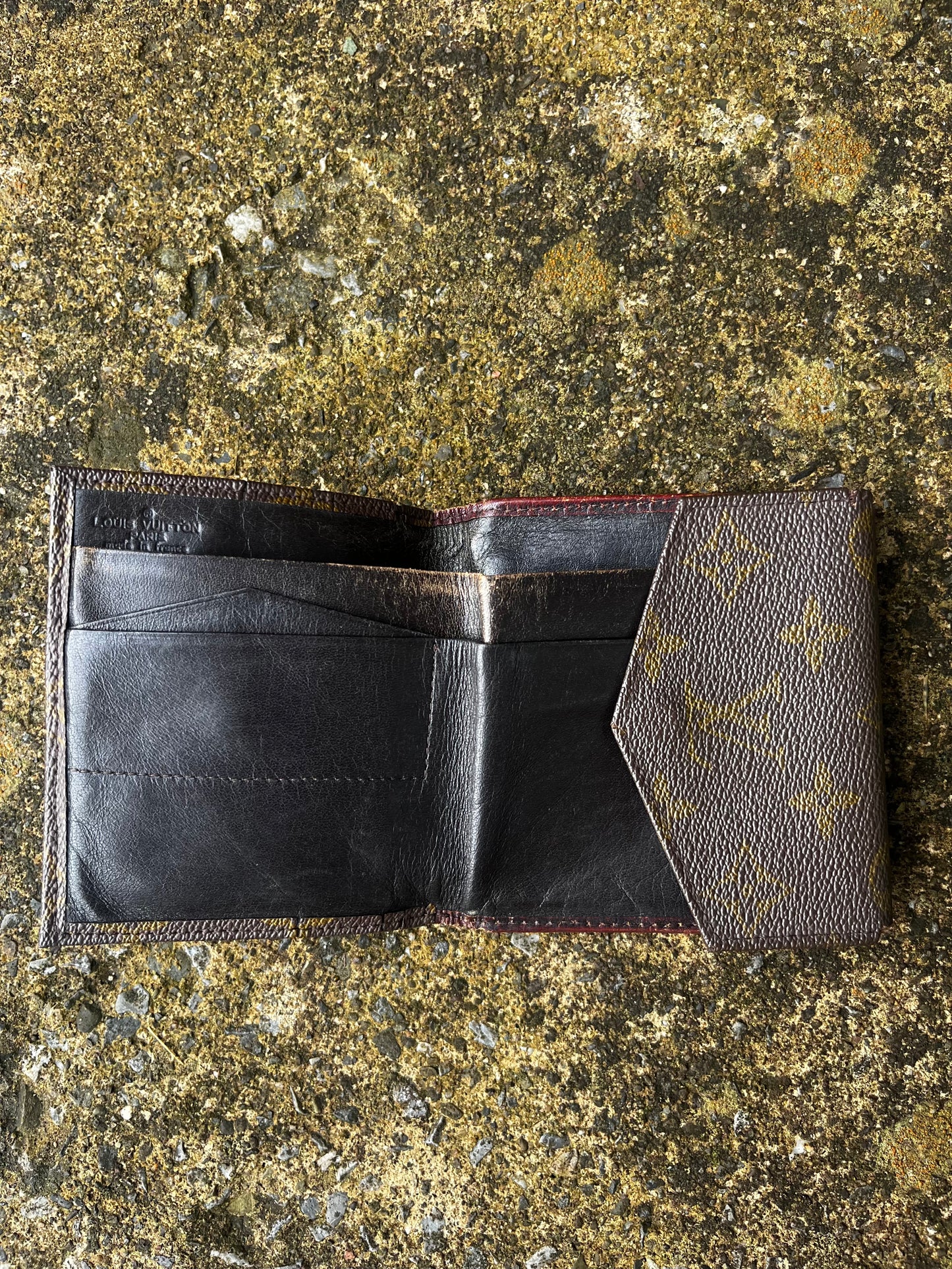 VINTAGE LOUIS VUITTON MONOGRAM WALLET