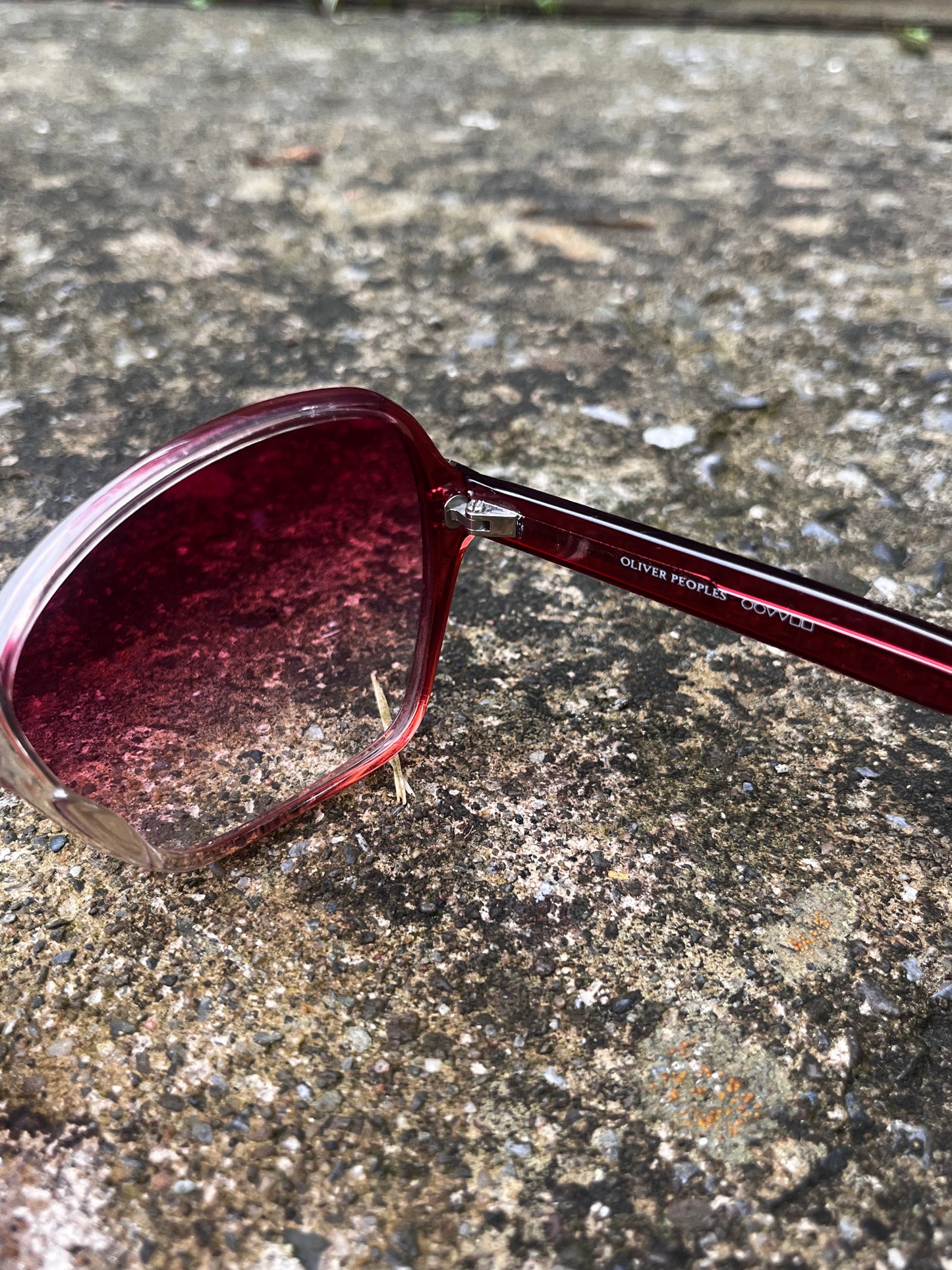 OLIVER PEOPLES RED TINTED SUNGLASSES