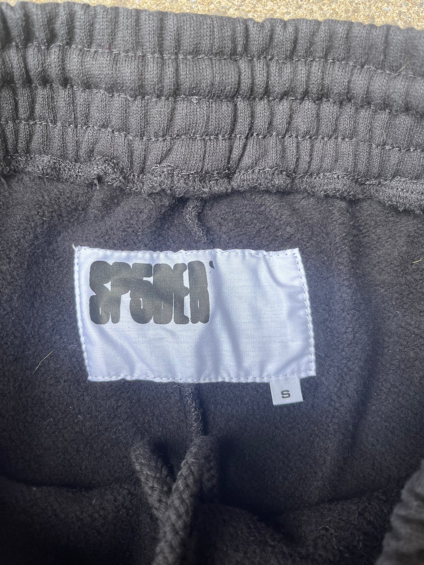 SP5DER LOGO CUT-OFF SHORTS (S)