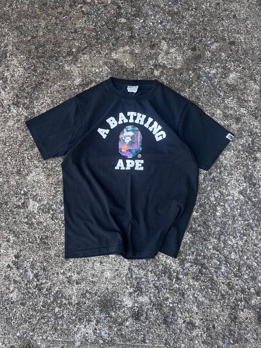 A BATHING APE SKYLINE LOGO TEE (M)