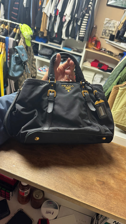 PRADA NYLON PURSE (OS)