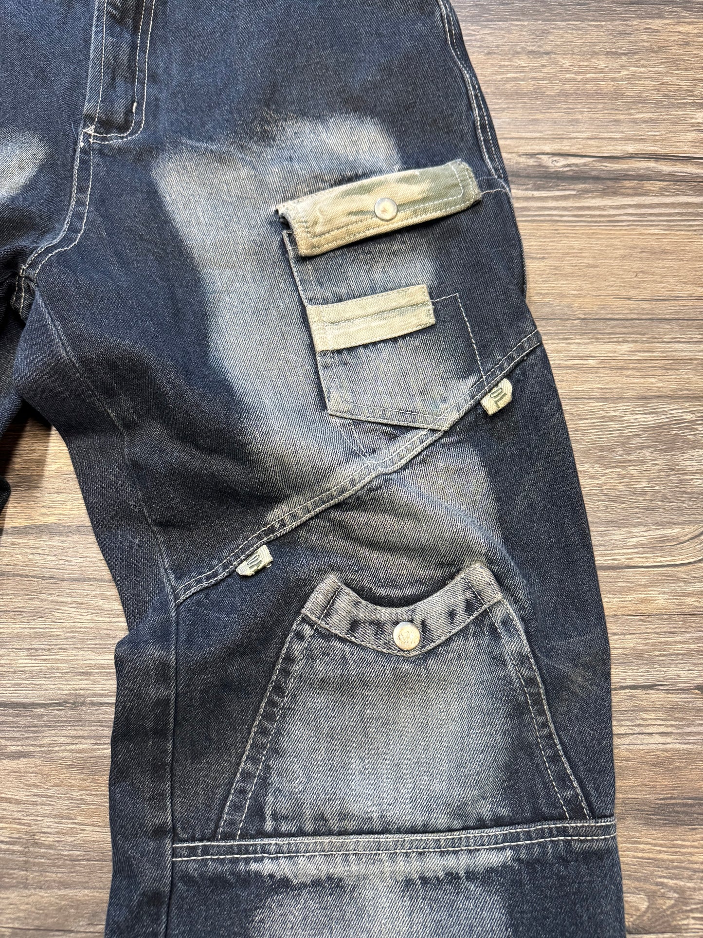 JAPANESE WASHED MULTI POCKET EMBROIDERED DARK WASH JEANS (33)