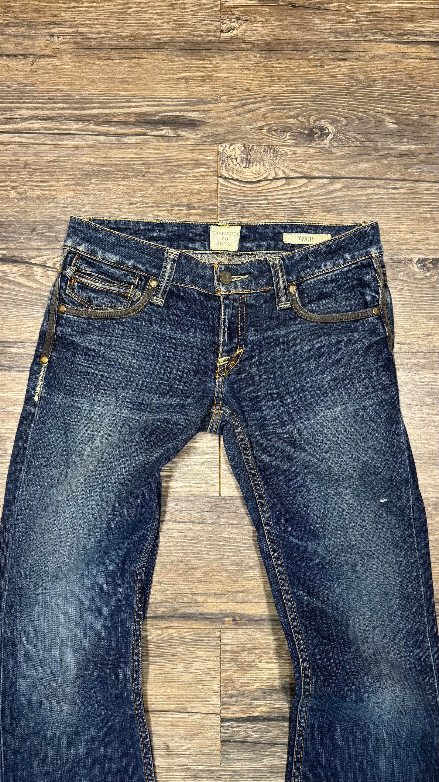 WMNS ANGIE BOOTLEG LACED JEANS (28)