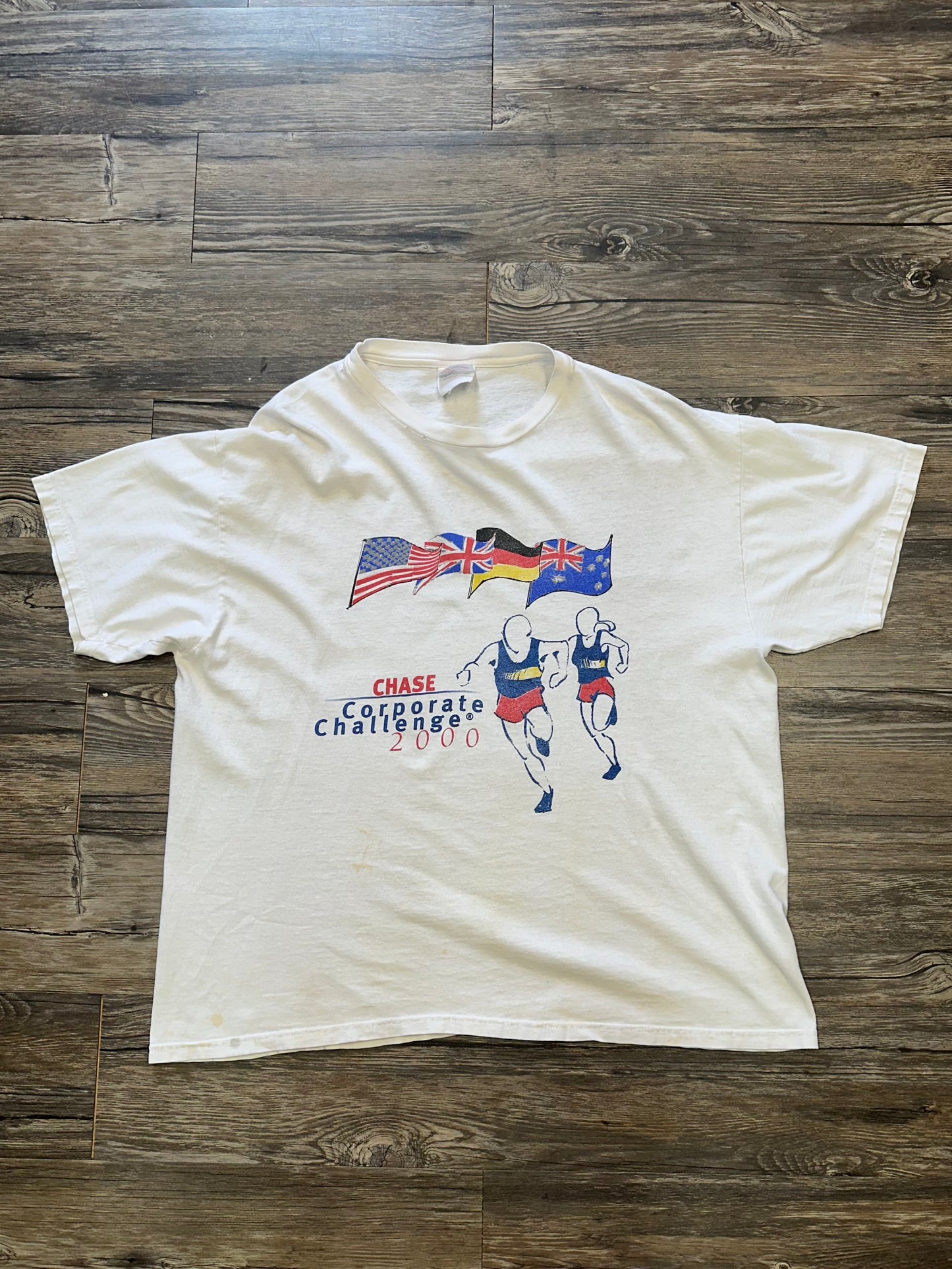 VINTAGE CHASE CHALLENGE GRAPHIC T-SHIRT (XL)