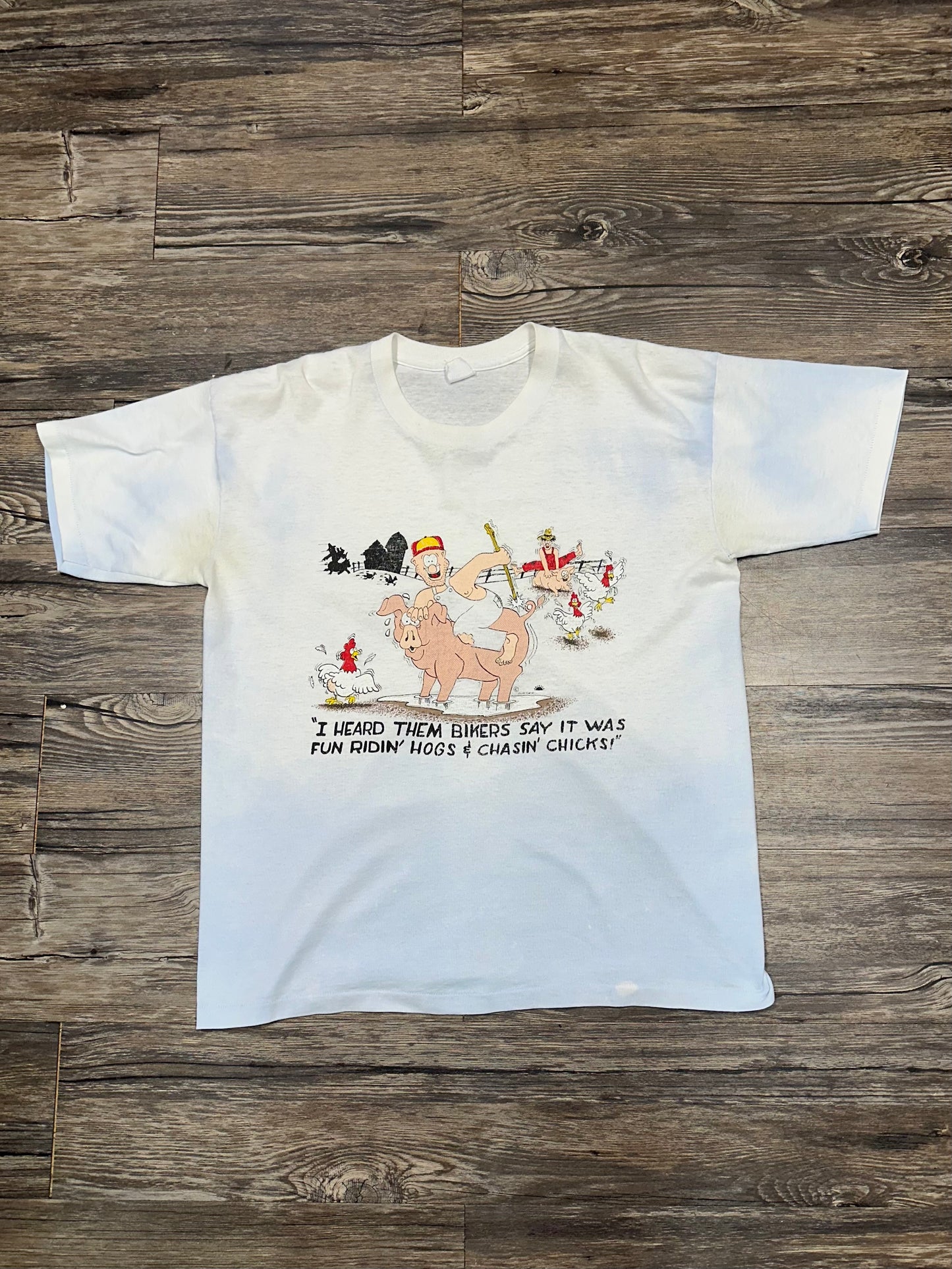 VINTAGE FUNNY FARMER GRAPHIC T-SHIRT (MEDIUM)