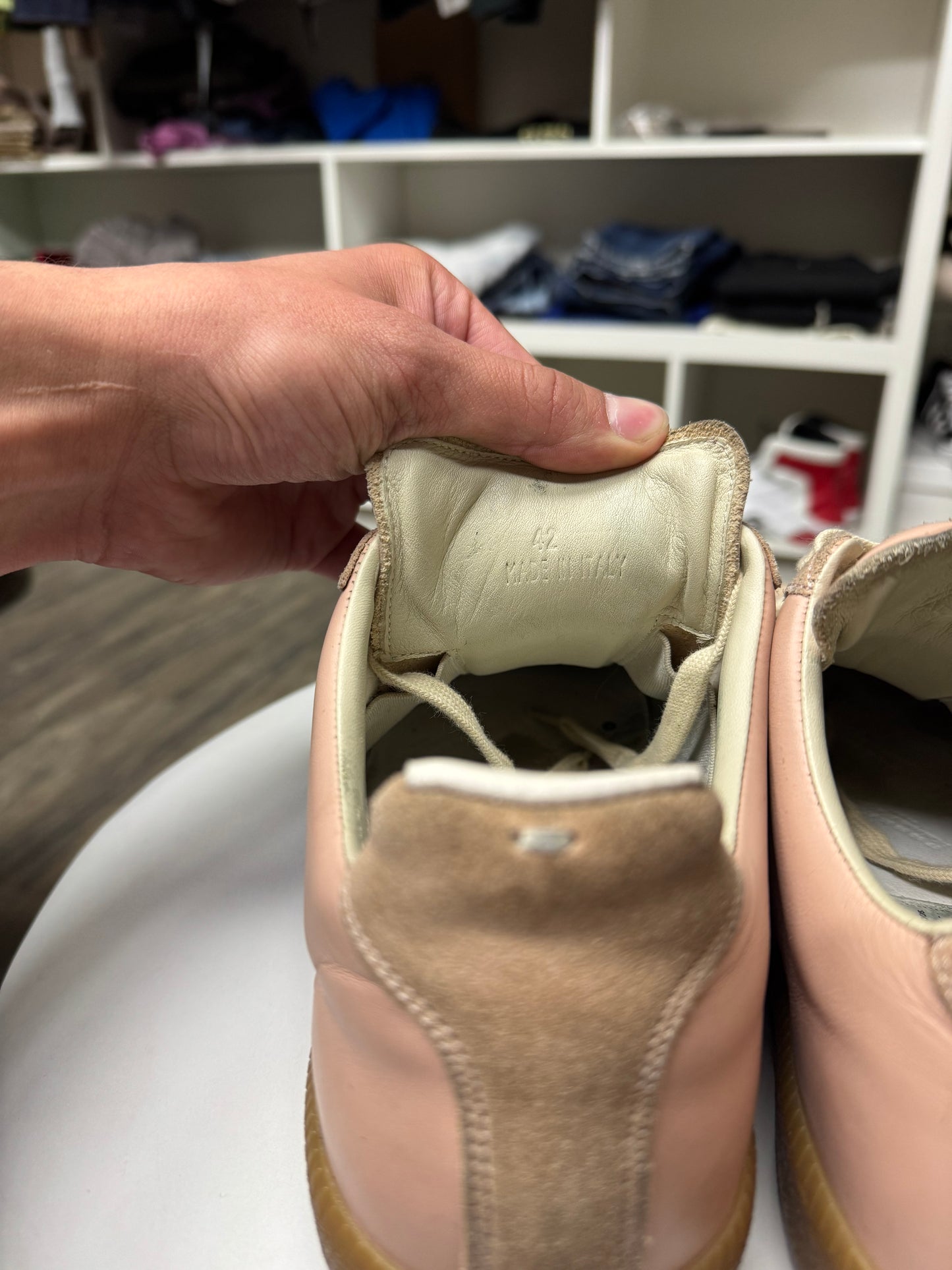 MAISON MARGIELA SALMON REPLICA GAT (42)