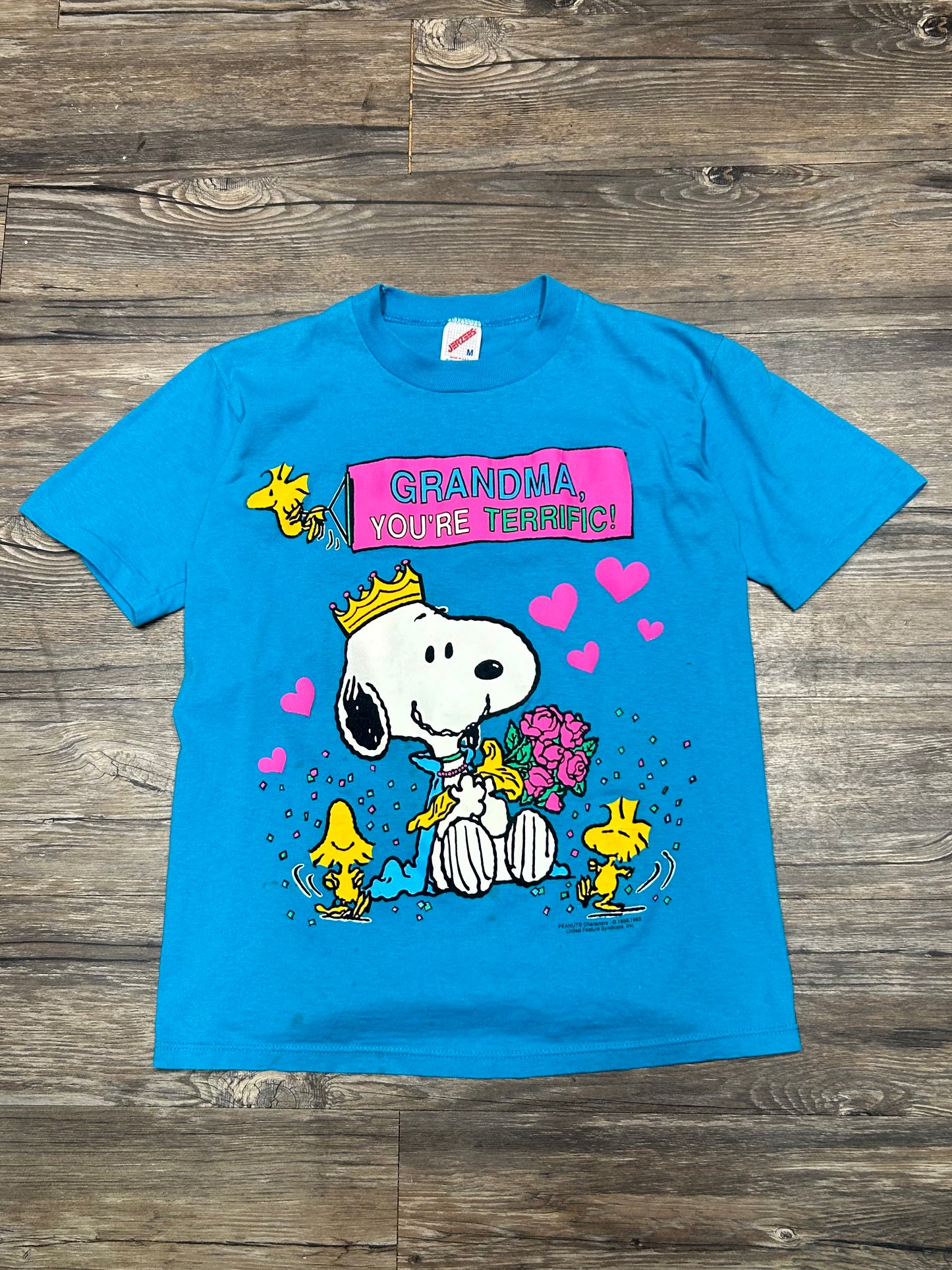 SNOOPY “GRANDMA YOU’RE TERRIFIC” T-SHIRT