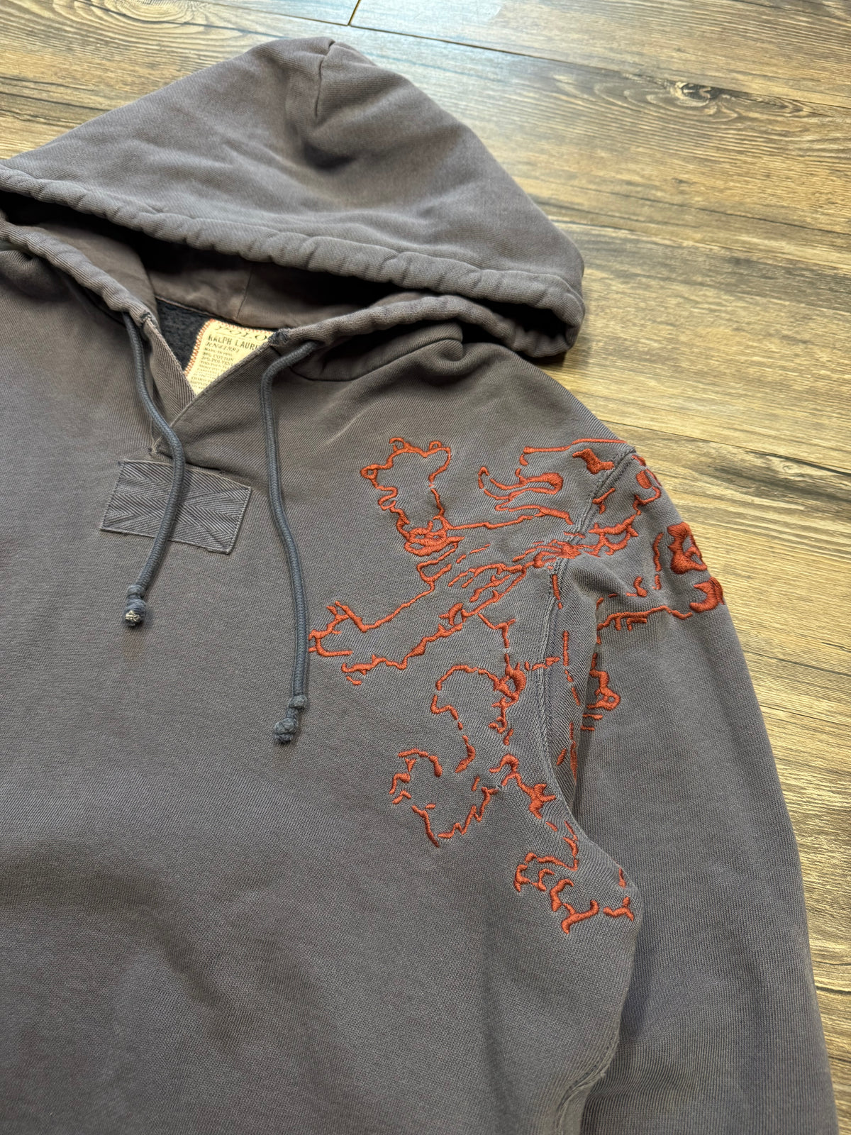 POLO RALPH LAUREN EMBROIDERED LION HENLEY HOODIE (M)